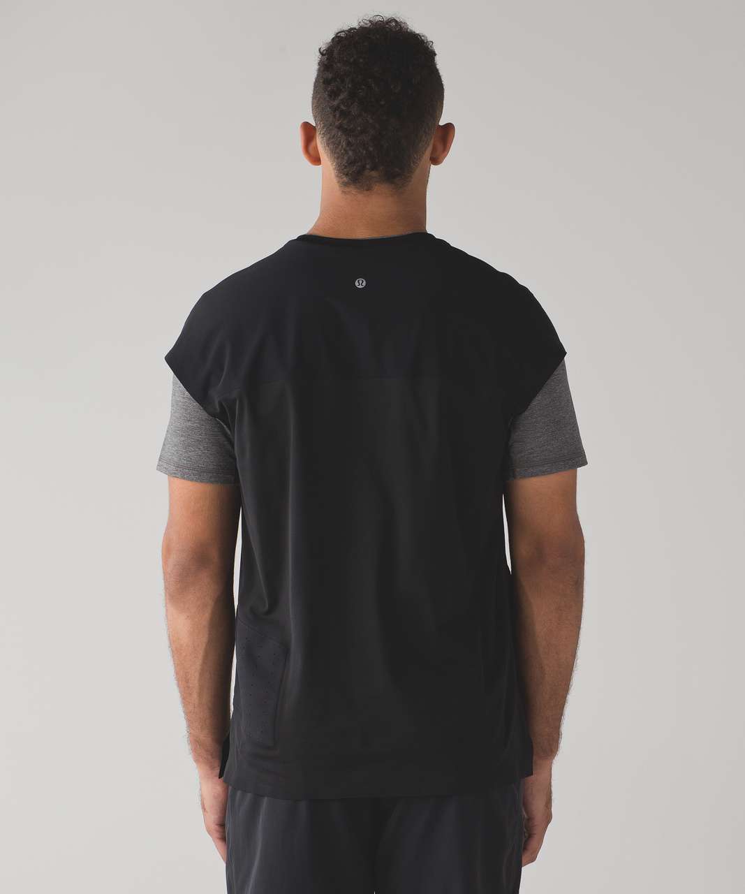 Lululemon Box Space Short Sleeve Pullover - Black