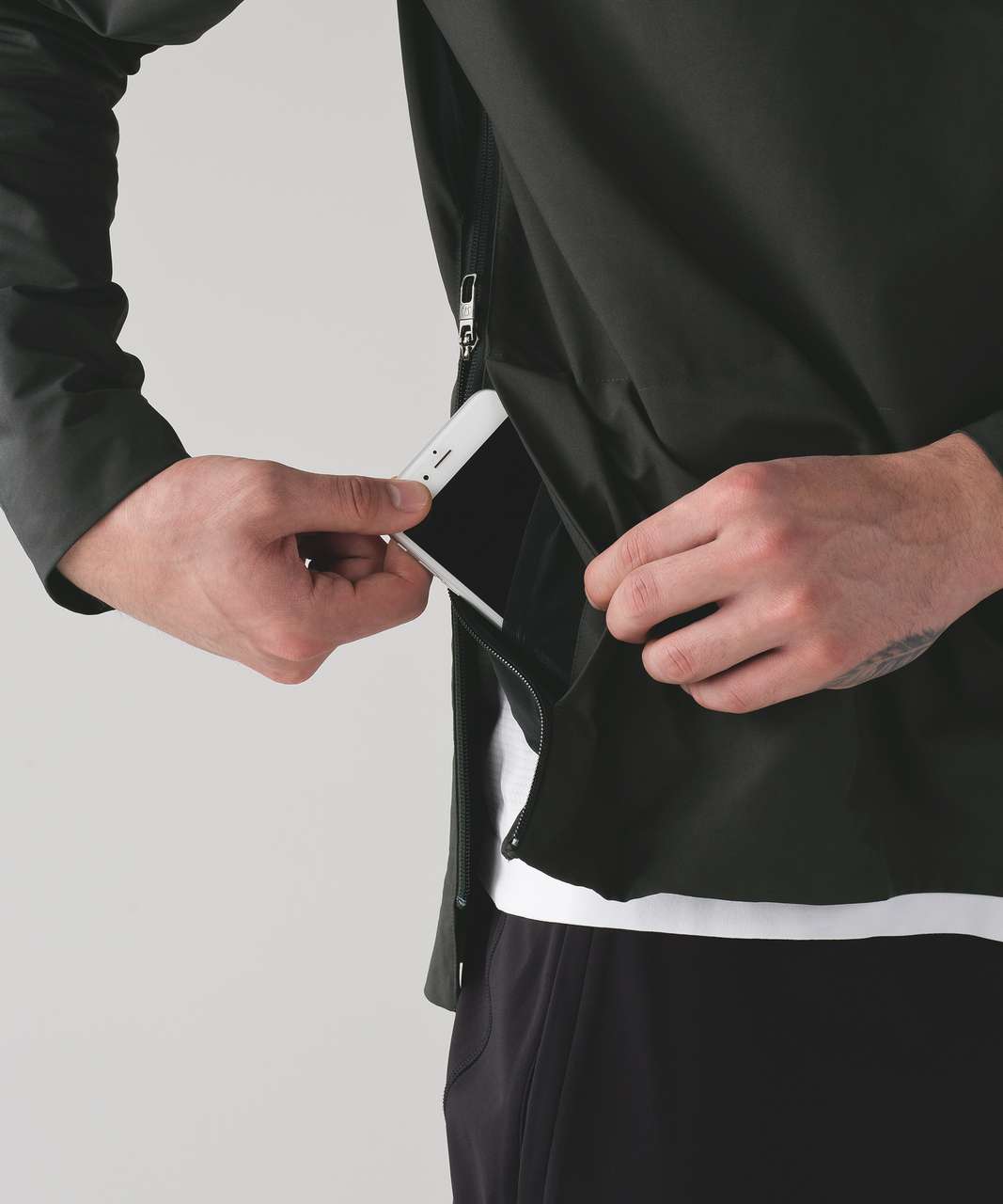 Lululemon Zip It Anorak - Onyx