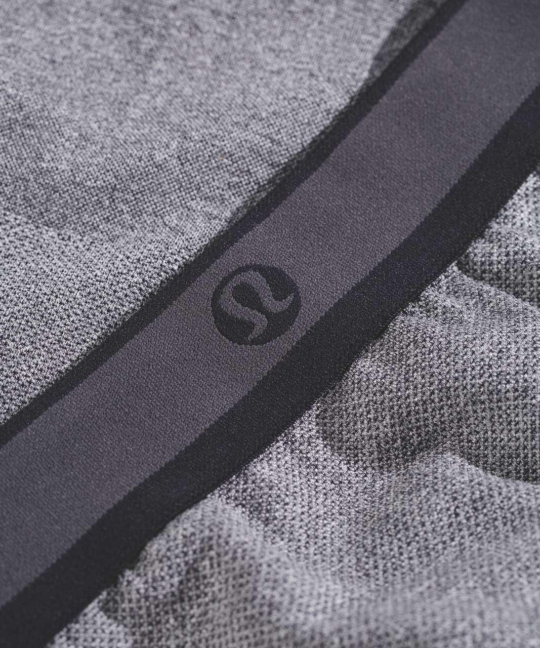 Lululemon Metal Vent Tech Tight DRT - Black / White