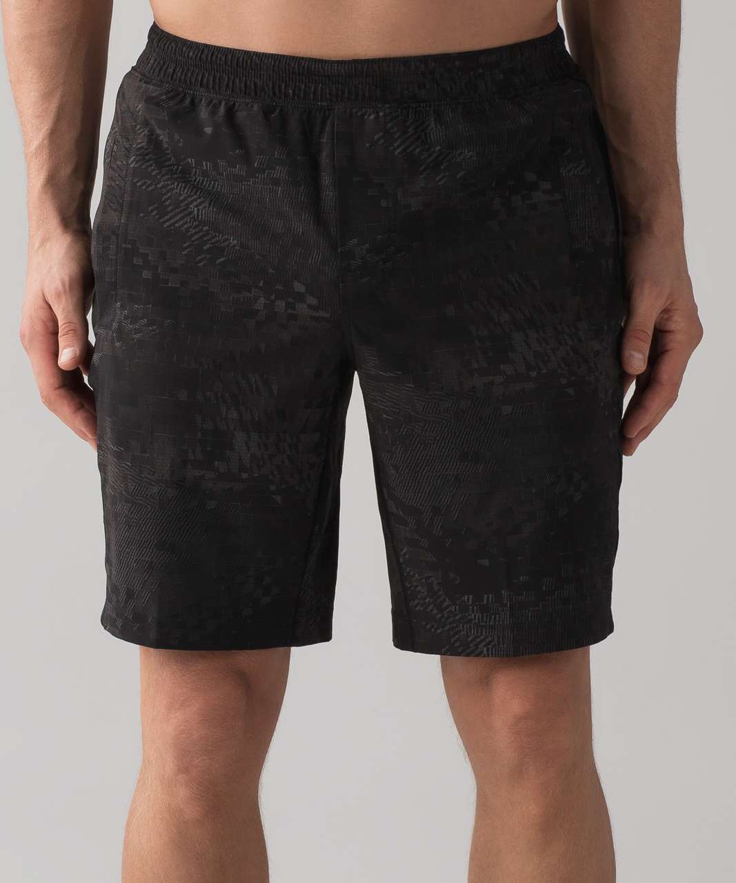 Lululemon Pace Breaker Short 9" - Tour De Force Carbon Black