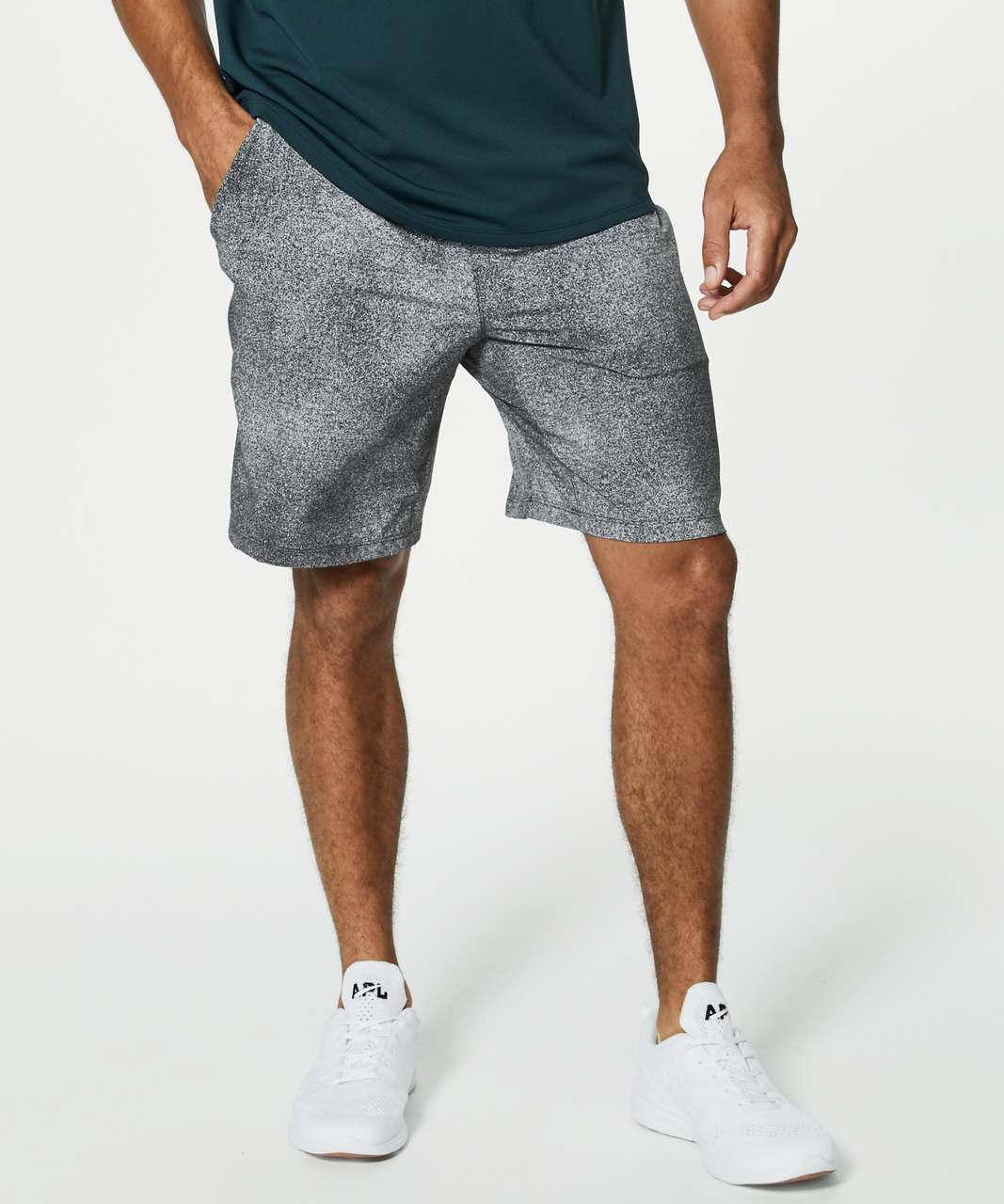 Lululemon Pace Breaker Short 9" Linerless - Carbon Mist Alpine White Graphite Grey