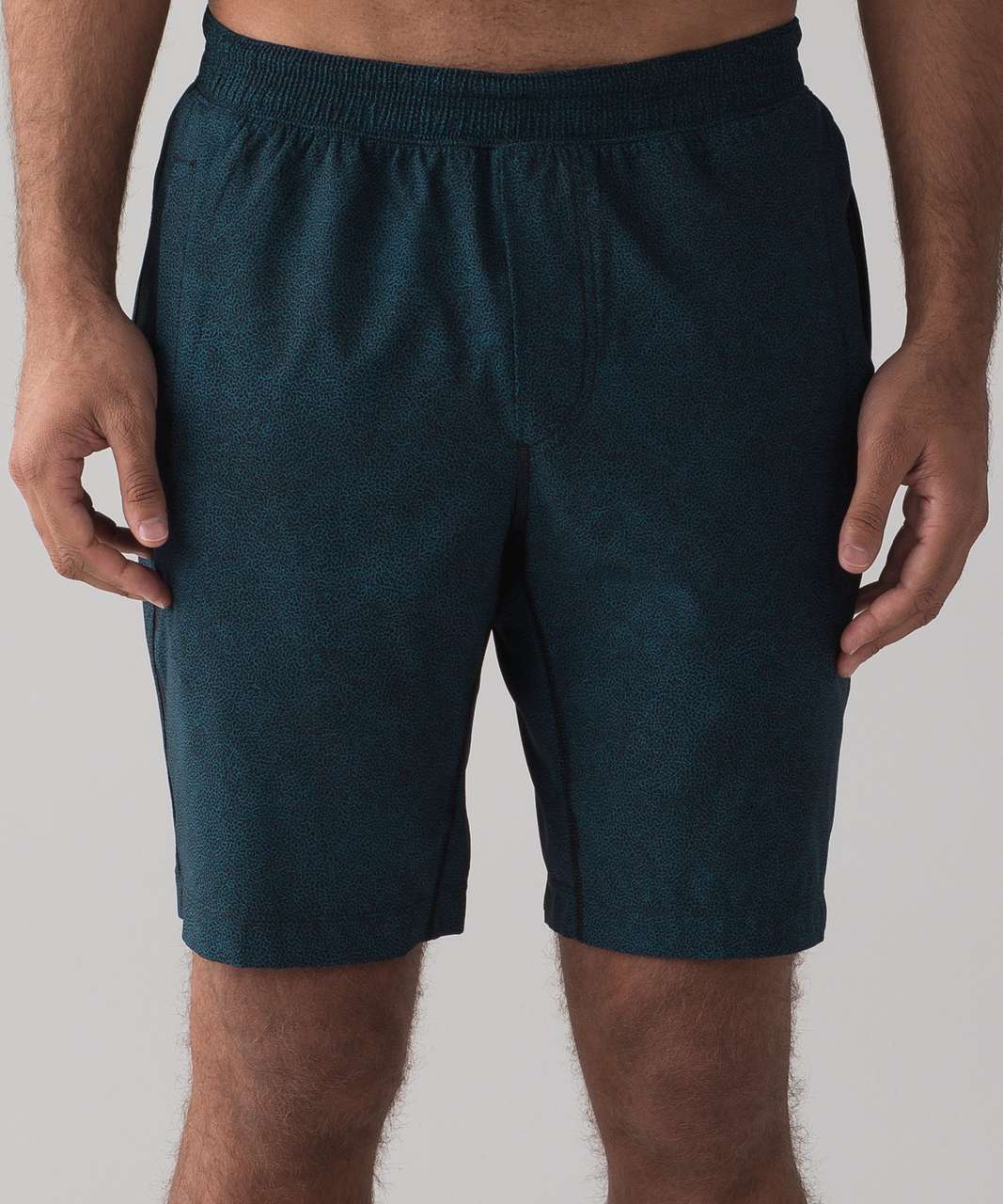 Lululemon Pace Breaker Short 9" - Pyroclastic Carbon Blue Black