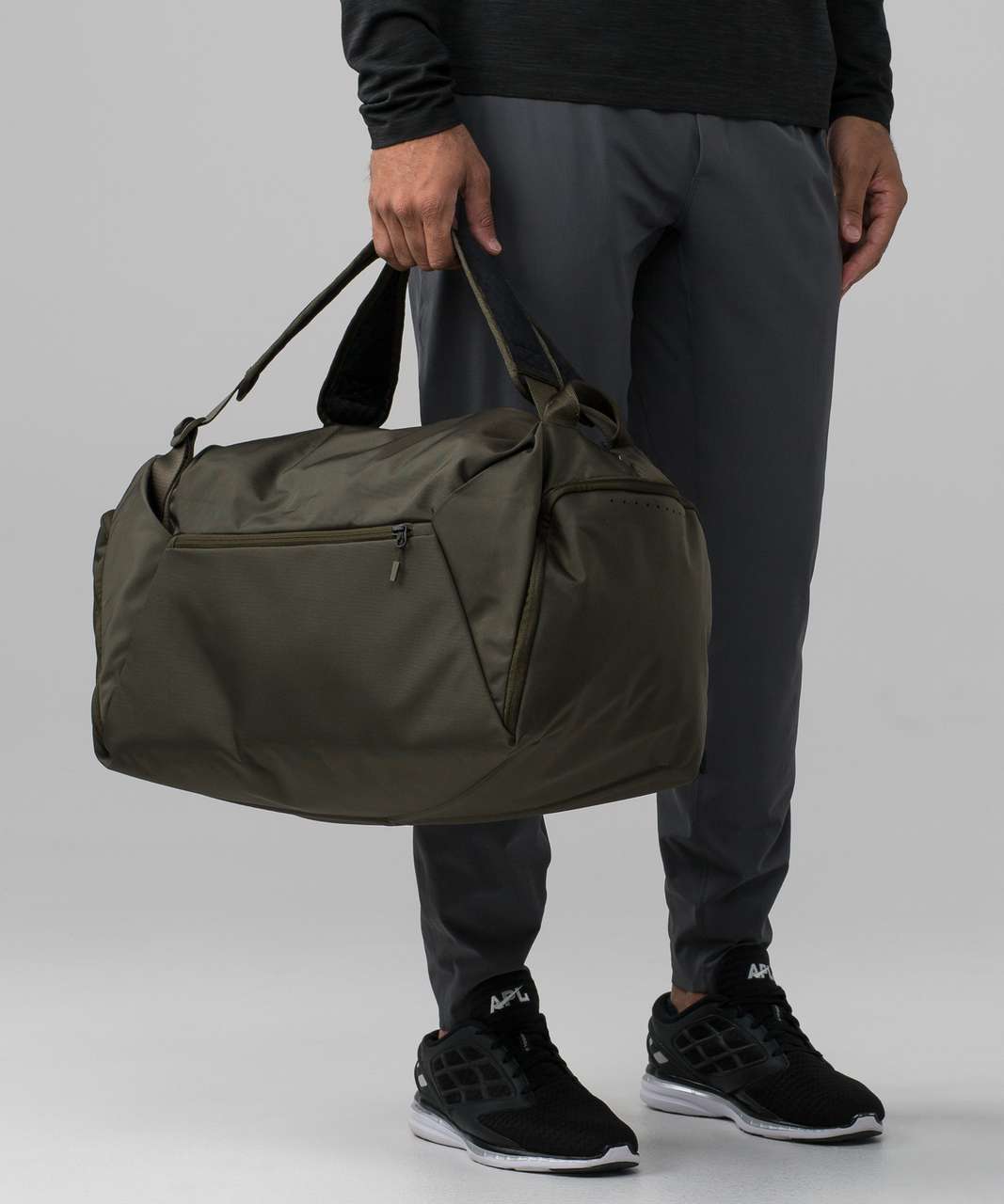 Lululemon Para Duffel 26L - Military 