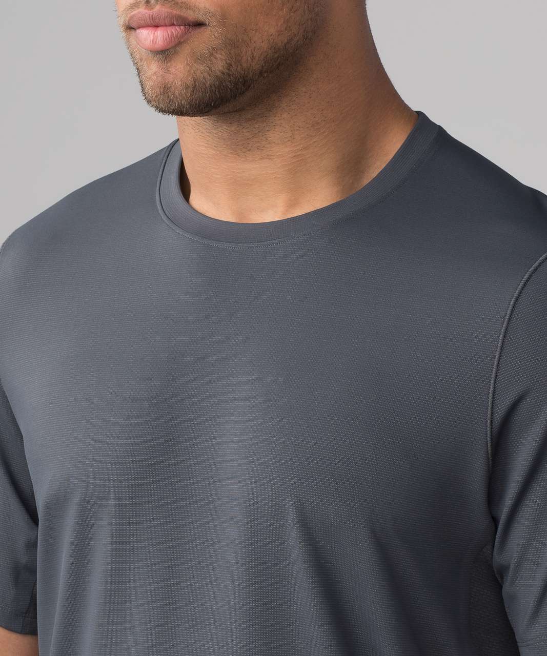 Lululemon All Terrain Short Sleeve - Dark Ash