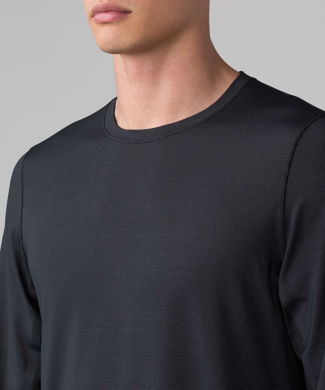 Lululemon All Terrain Long Sleeve - Black