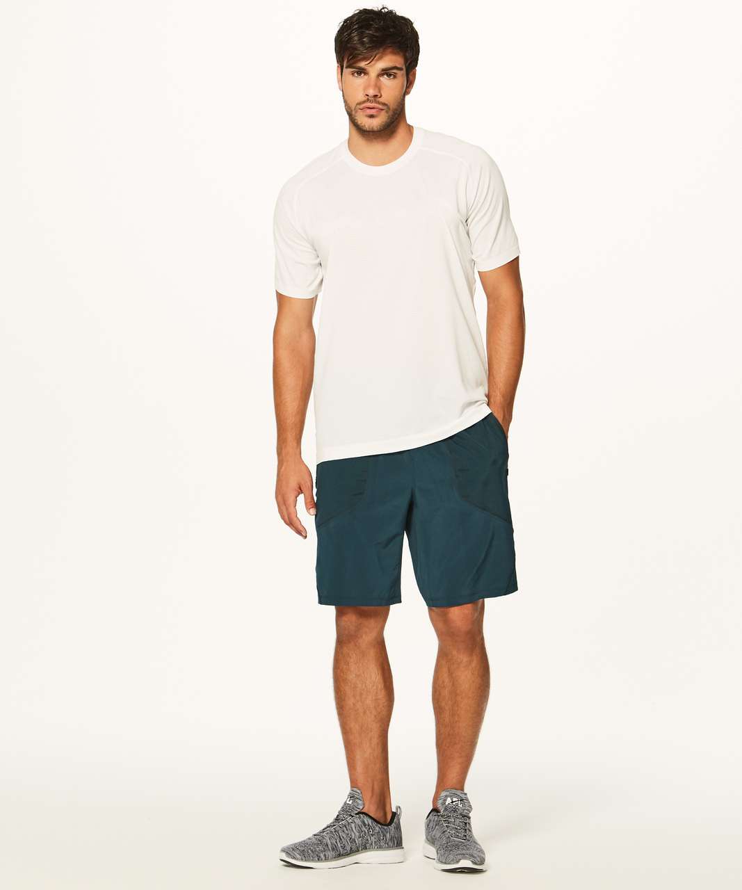 Lululemon Schema Short 10" - Submarine