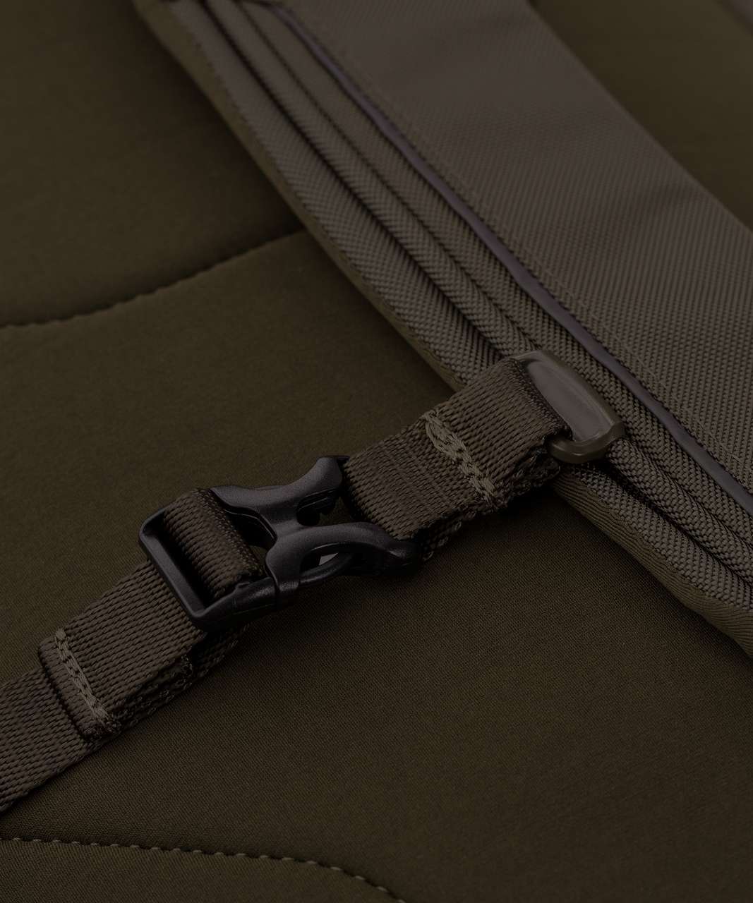 Lululemon Para Backpack 23L - Military Green