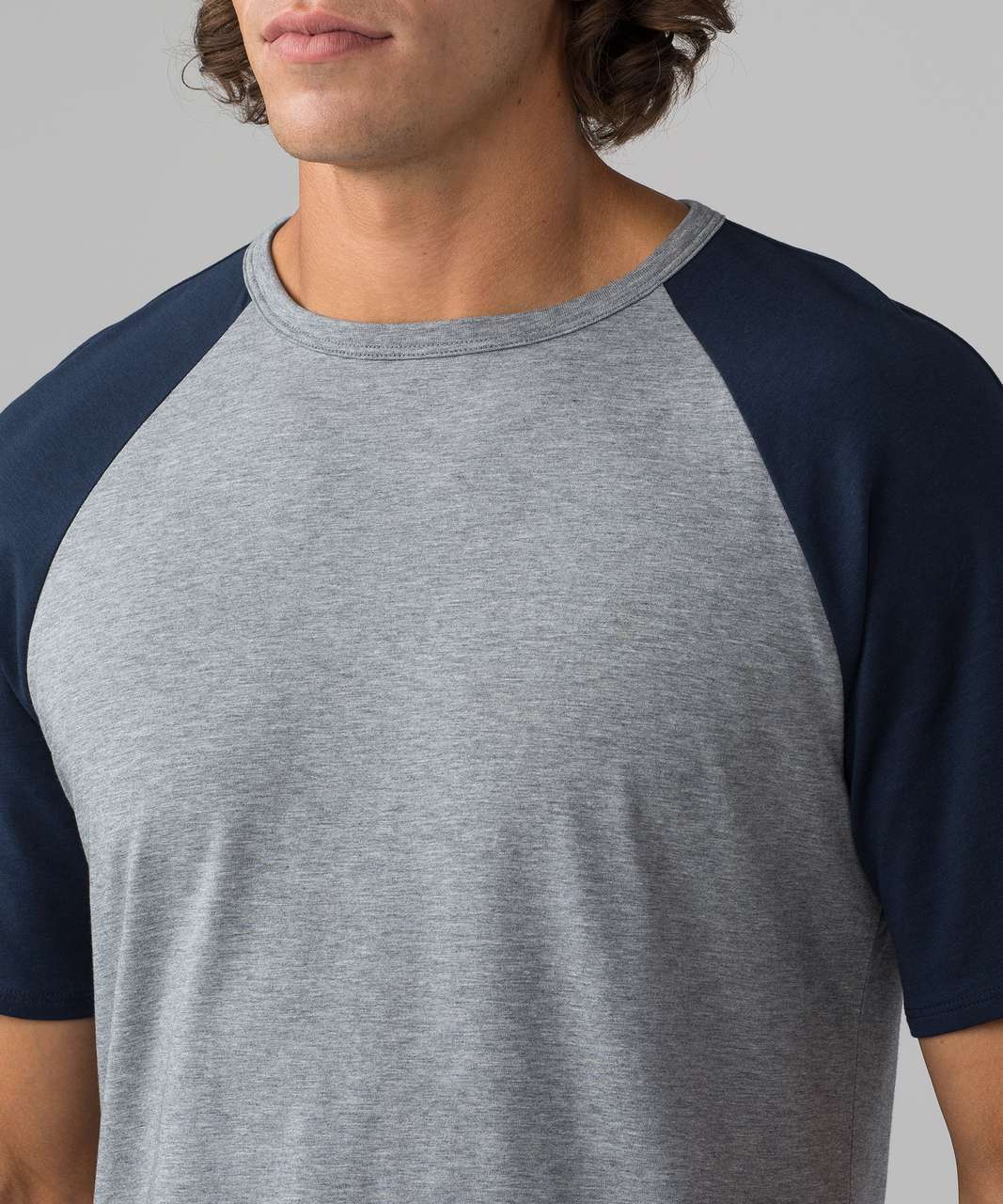 Lululemon Bodhi Short Sleeve Hoodie - Heathered Medium Grey