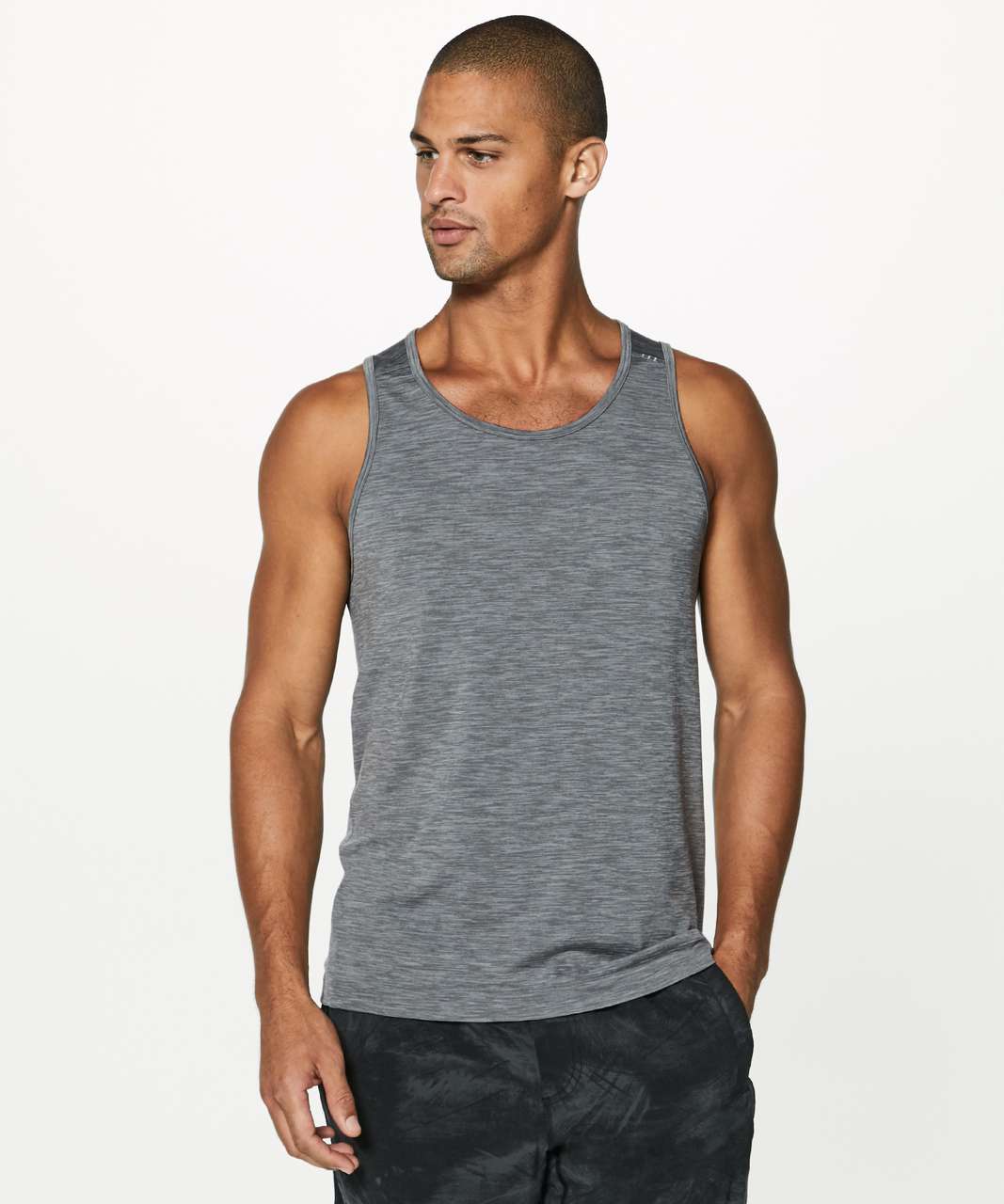 lululemon metal vent tank