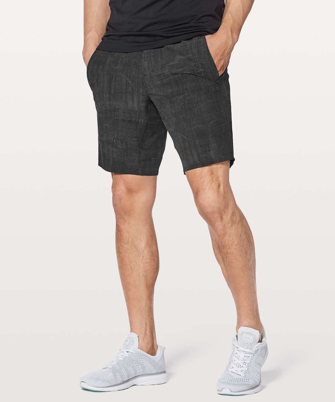 Lululemon In Mind Short 9" - Grid Lines Deep Coal Black