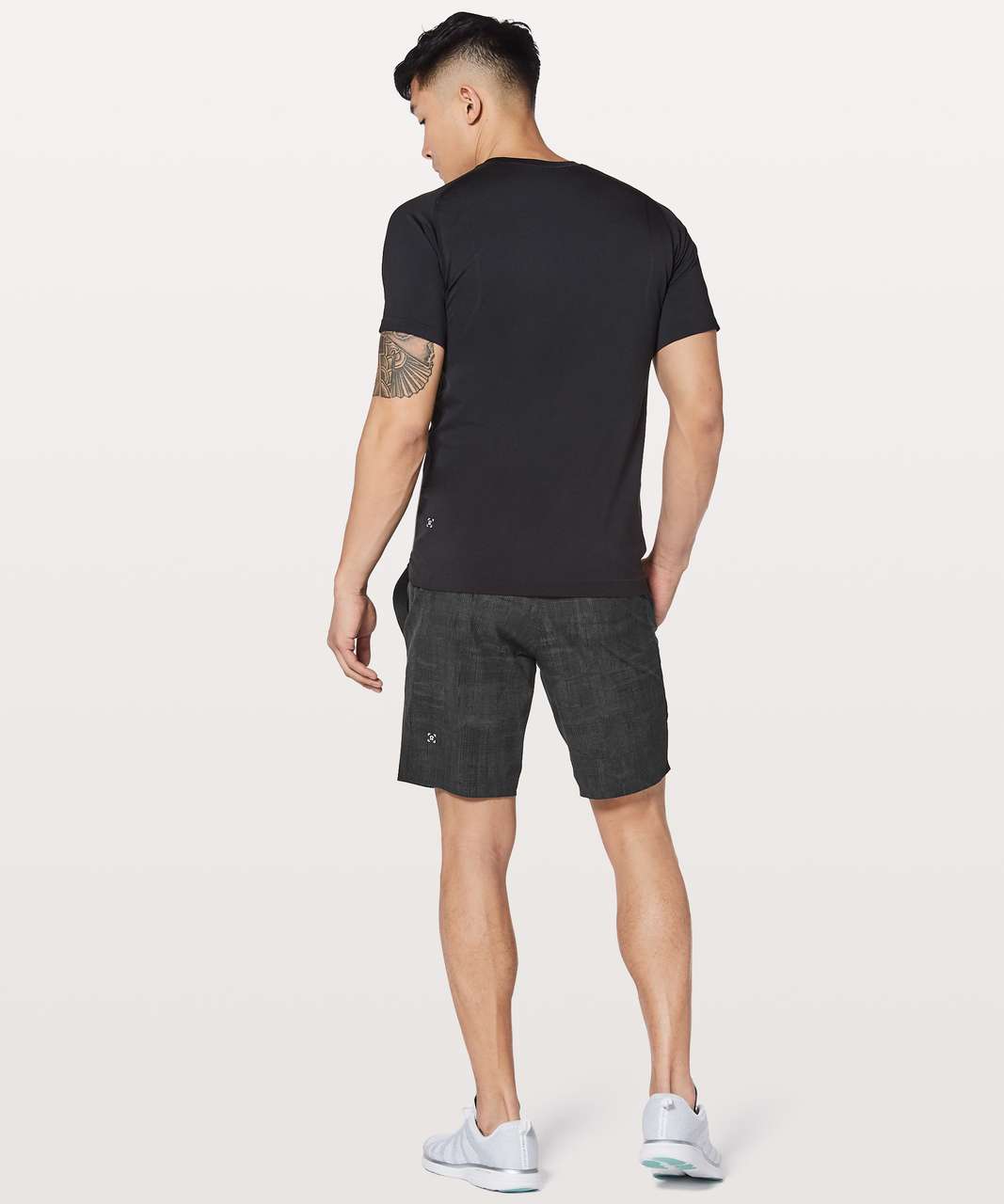 Lululemon In Mind Short 9" - Grid Lines Deep Coal Black