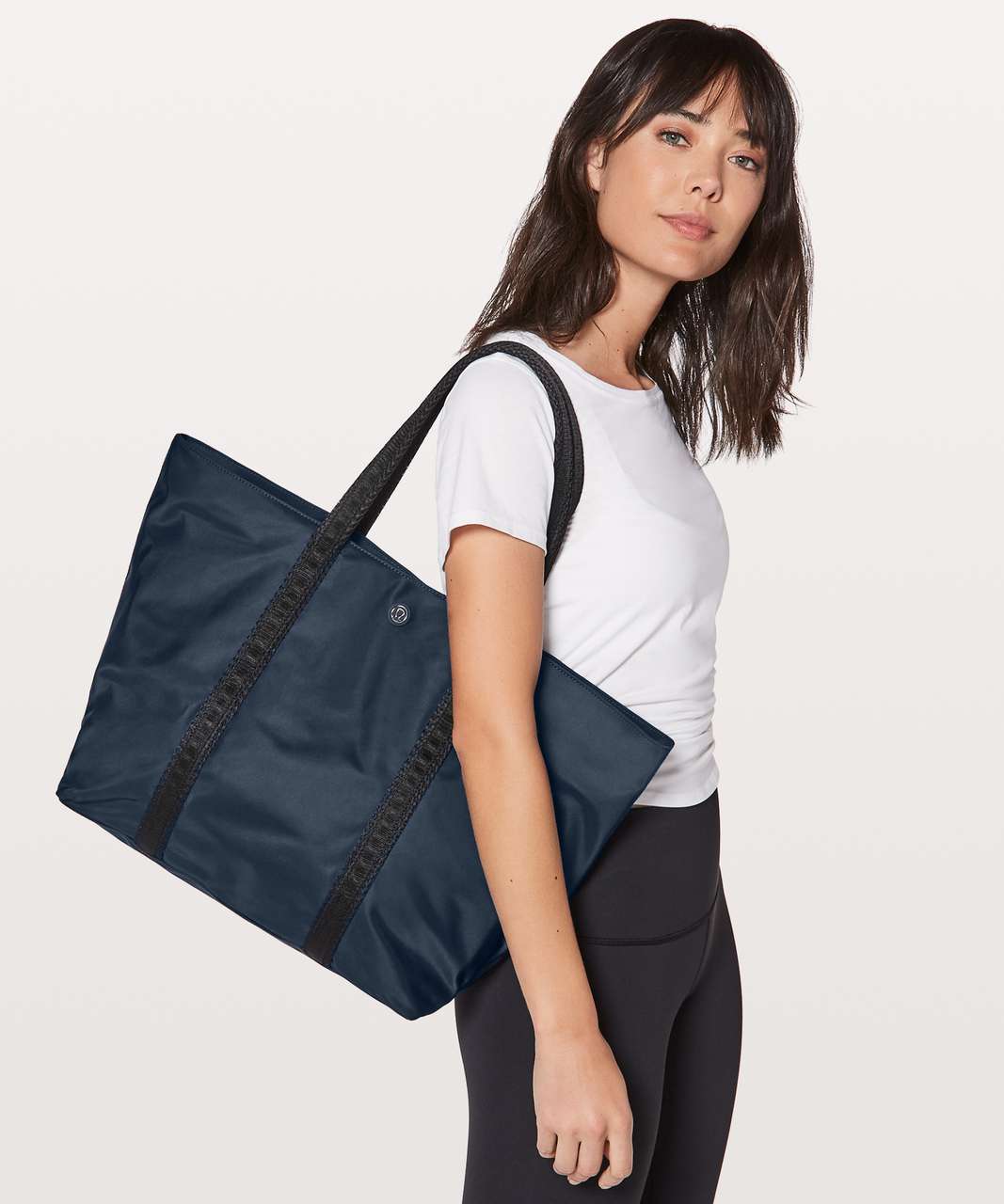 Lululemon Everywhere Open Tote *20L - True Navy - lulu fanatics