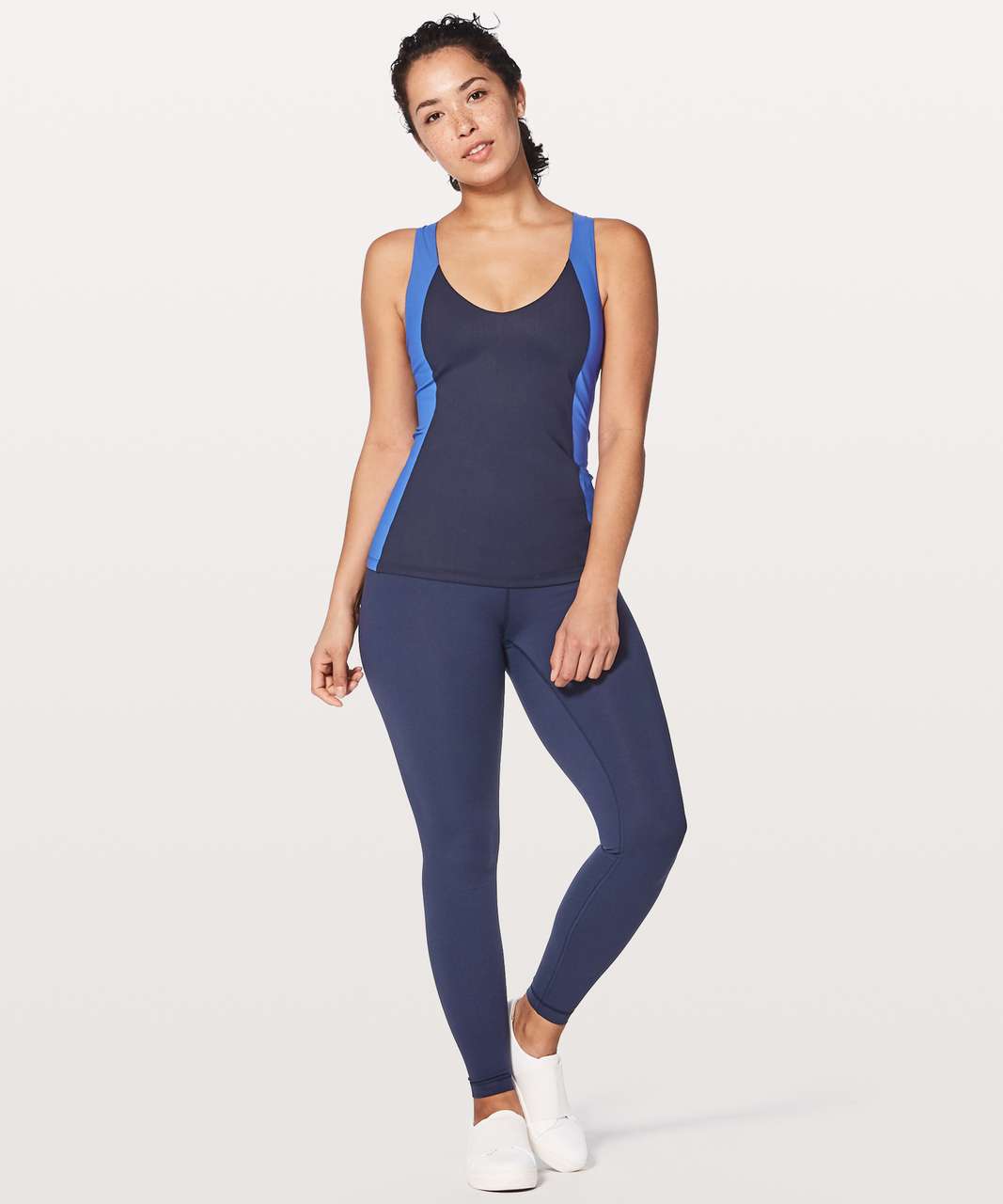 Lululemon Long Breath 2-In-1 Tank *Light Support For B/C Cup - Midnight Navy / Moroccan Blue