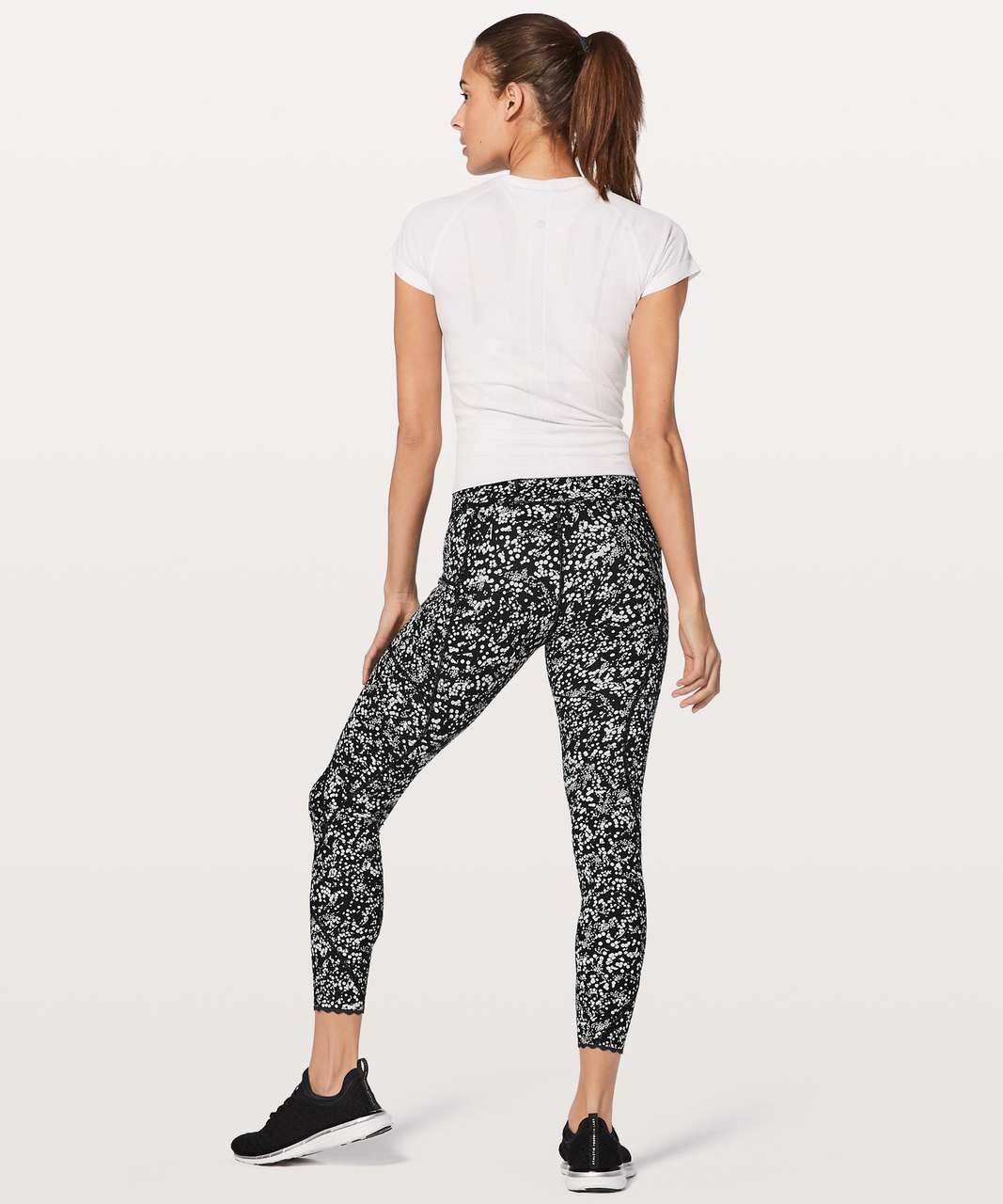 Lululemon Tight Stuff Tight II Chakra Print Alpine White Black Legging 4