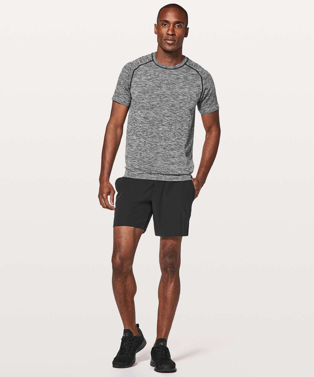 https://storage.googleapis.com/lulu-fanatics/product/37176/1280/lululemon-channel-cross-short-7-black-0001-223774.jpg