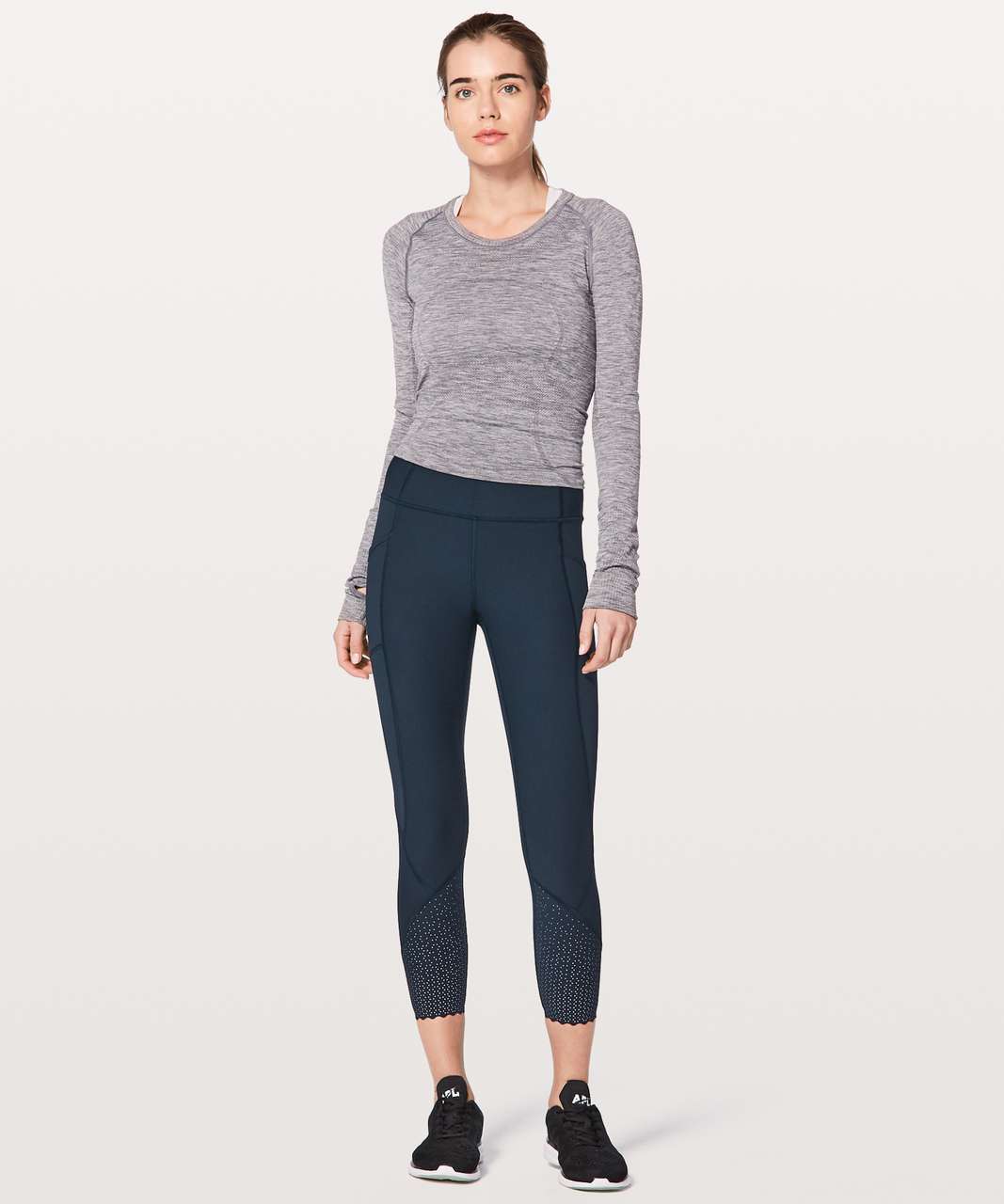 Lululemon Tight Stuff Tight II (25) leggings Nocturnal Teal Size 6 - $23 -  From Isabelle