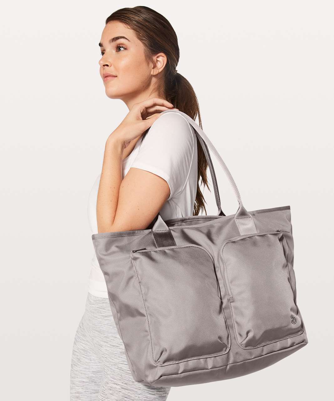 Replying to @katcb1104 heres a quick overview of the city adventurer t, Lululemon Tote Bag