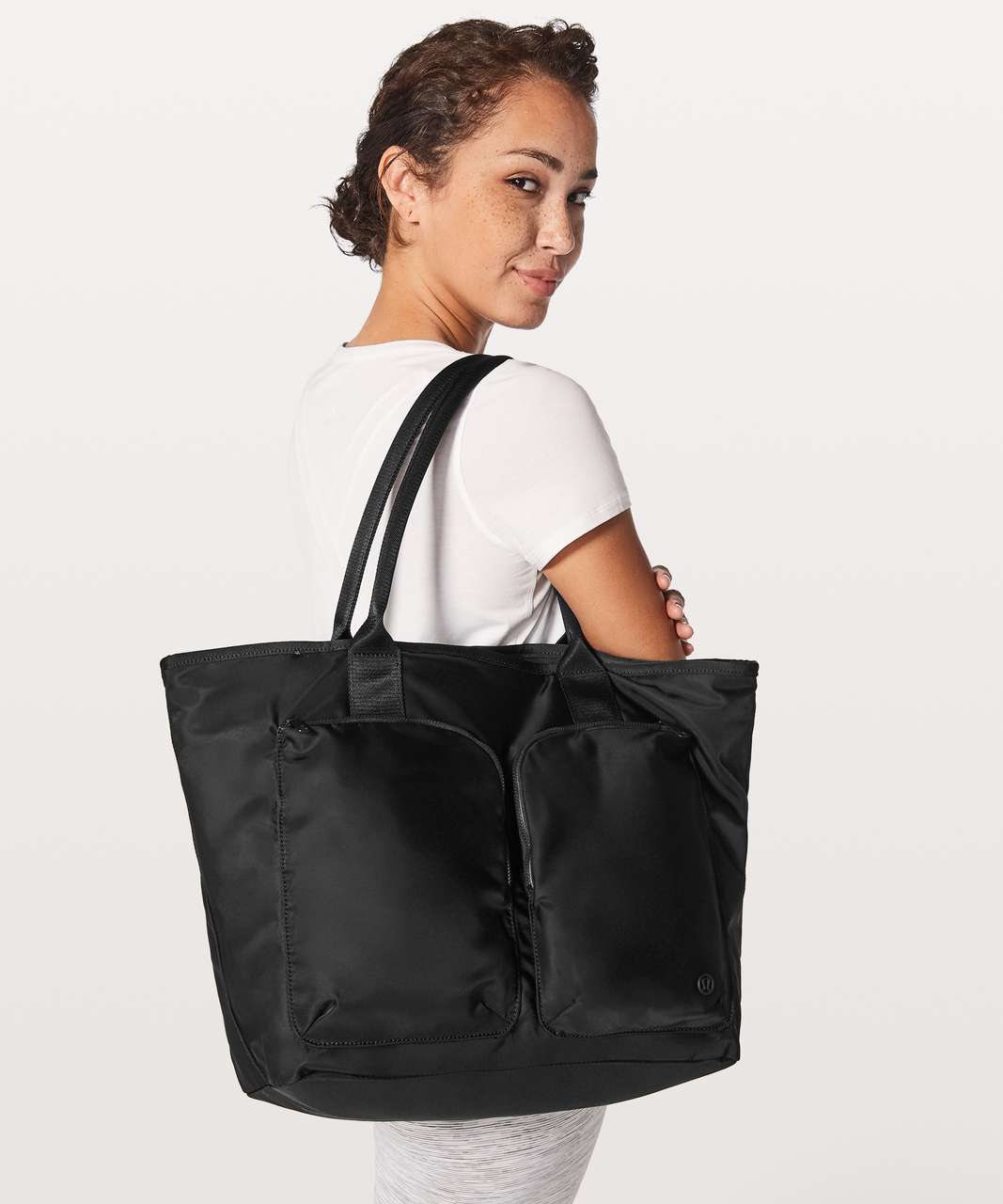 Replying to @katcb1104 heres a quick overview of the city adventurer t, Lululemon Tote Bag