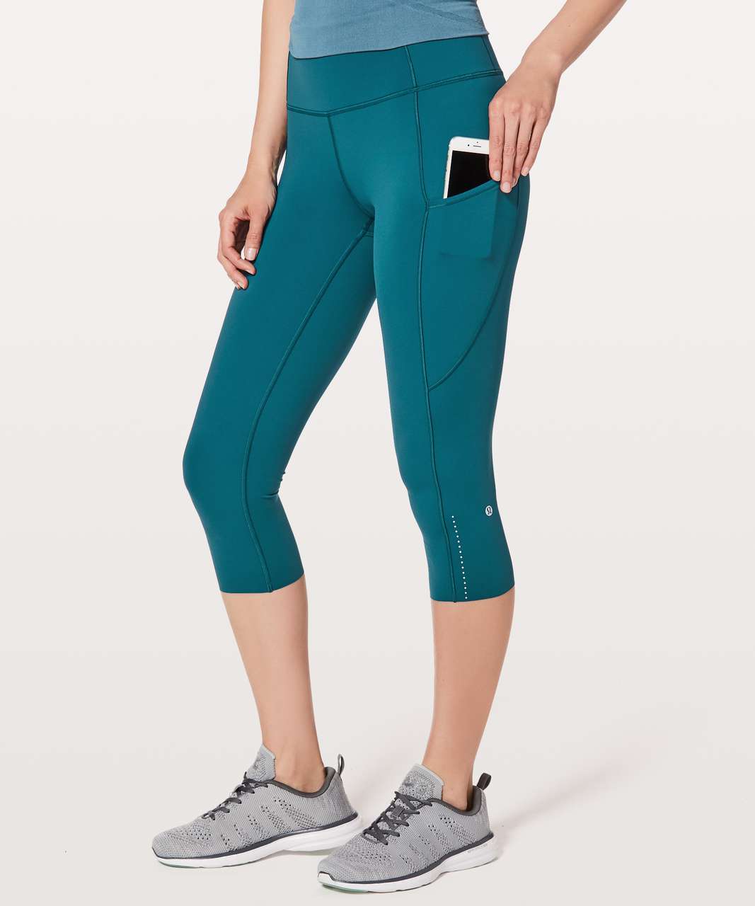 Lululemon Fast & Free Crop II *Nulux 19 - Dark Uniform Blue - lulu fanatics