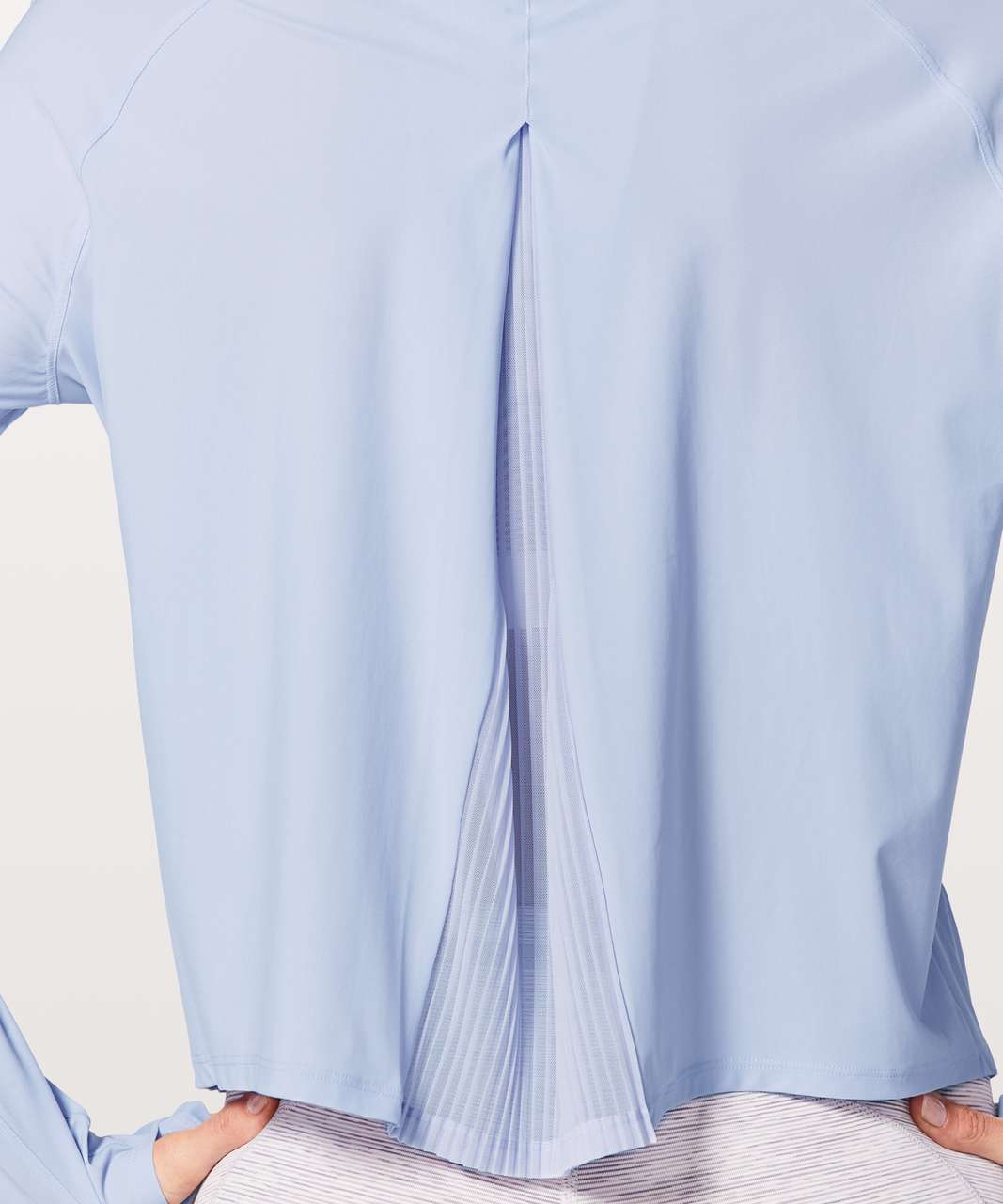 Lululemon Play Off The Pleats Long Sleeve - Cool Breeze