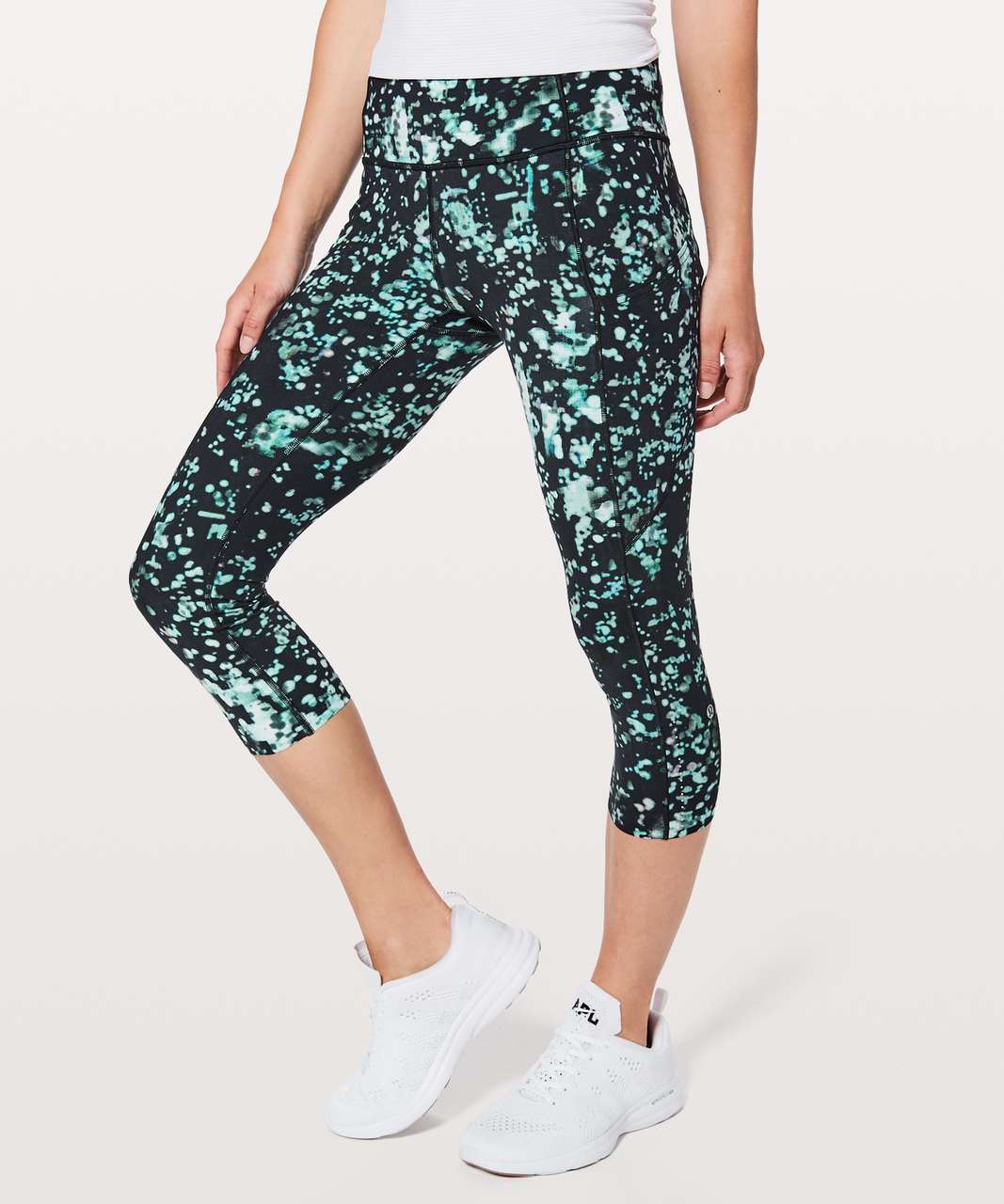 Lululemon Fast & Free Crop II Nulux 19” Chirasu Black Leggings 6 - $69 (41%  Off Retail) - From Beadsatbp