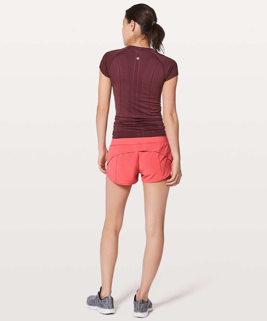 Lululemon Speed Up Short *2.5 - Vermillion - lulu fanatics