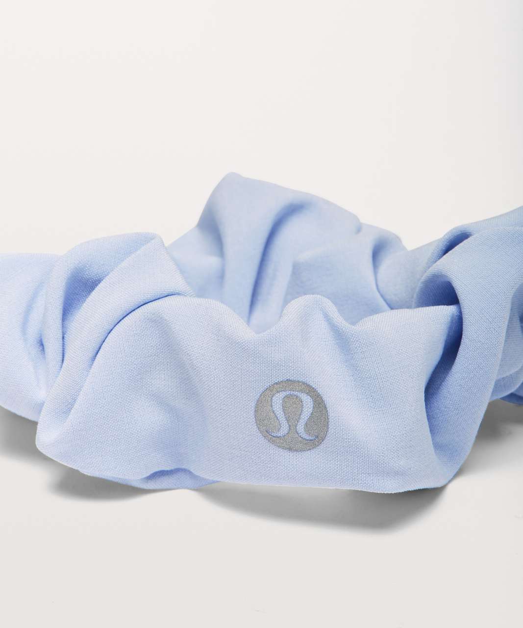 Lululemon Uplifting Scrunchie - Cool Breeze