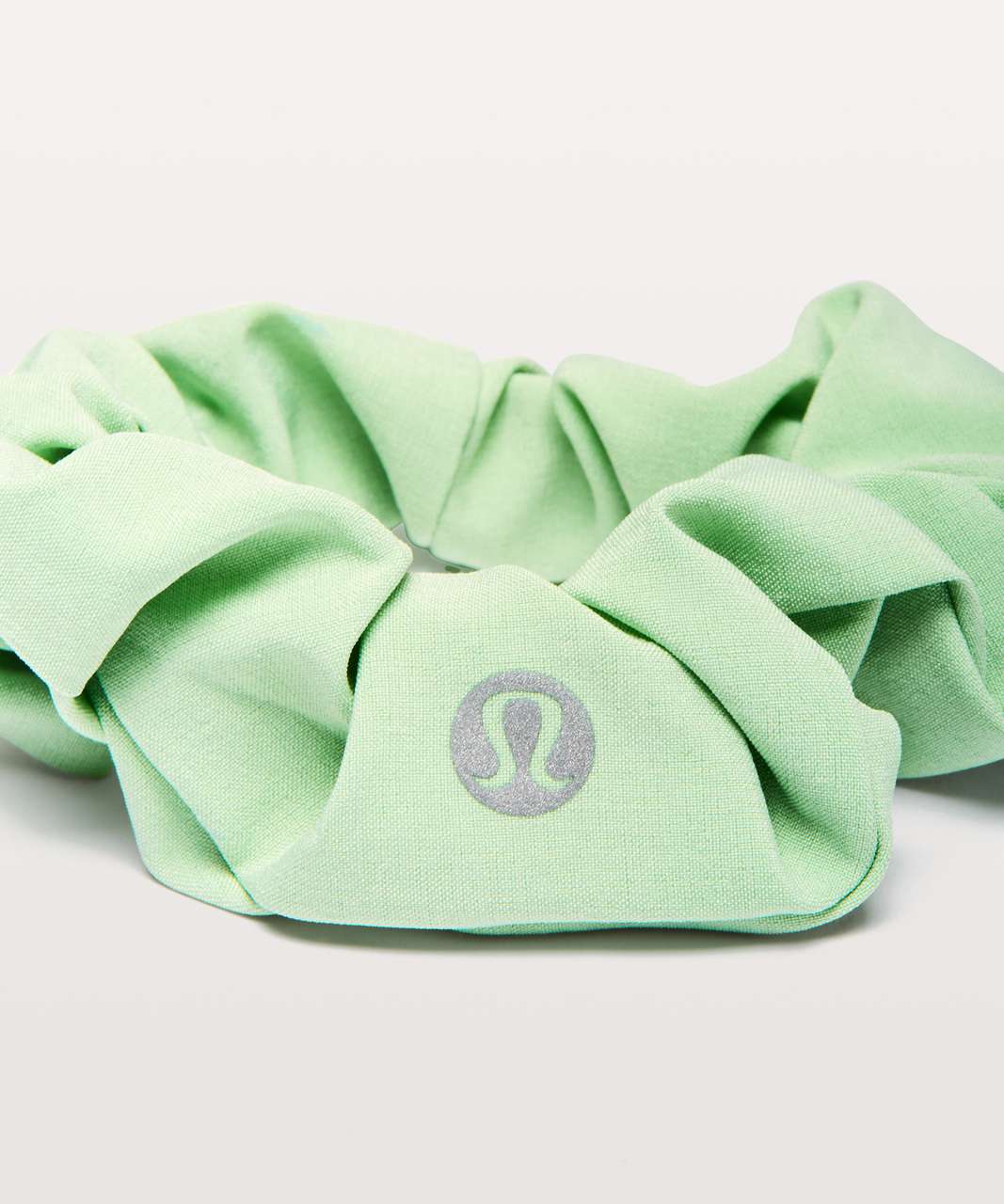 Lululemon Uplifting Scrunchie - Julep