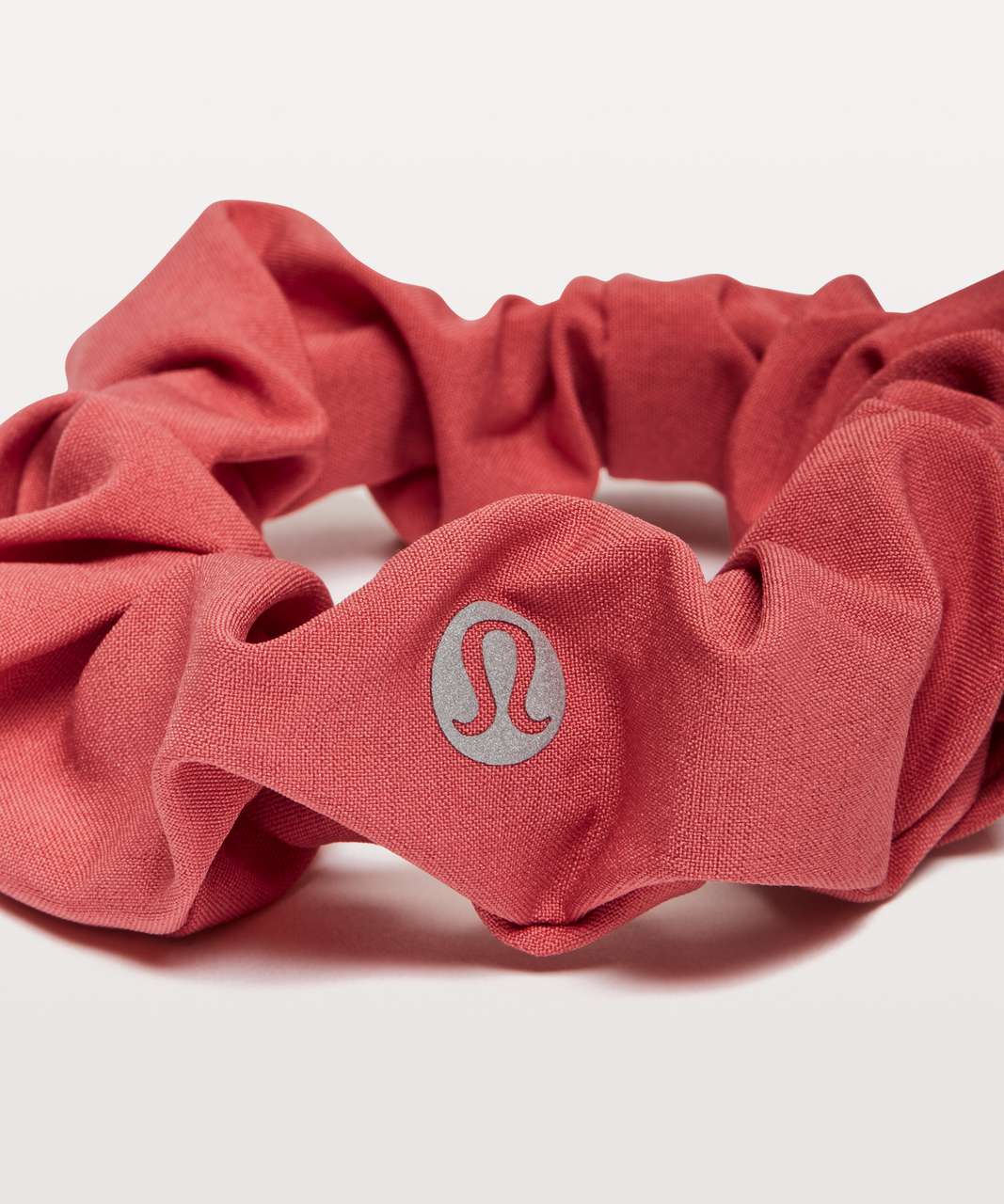 Lululemon Uplifting Scrunchie - Dark Canyon