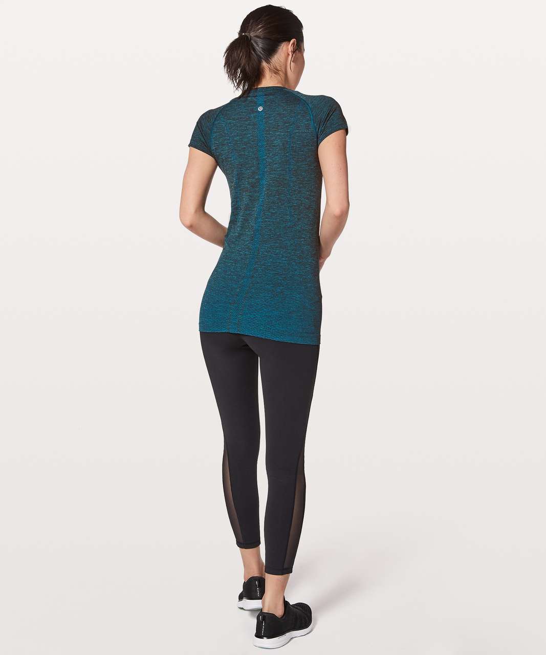 Lululemon Swiftly Tech Short Sleeve Crew - Poolside / Black