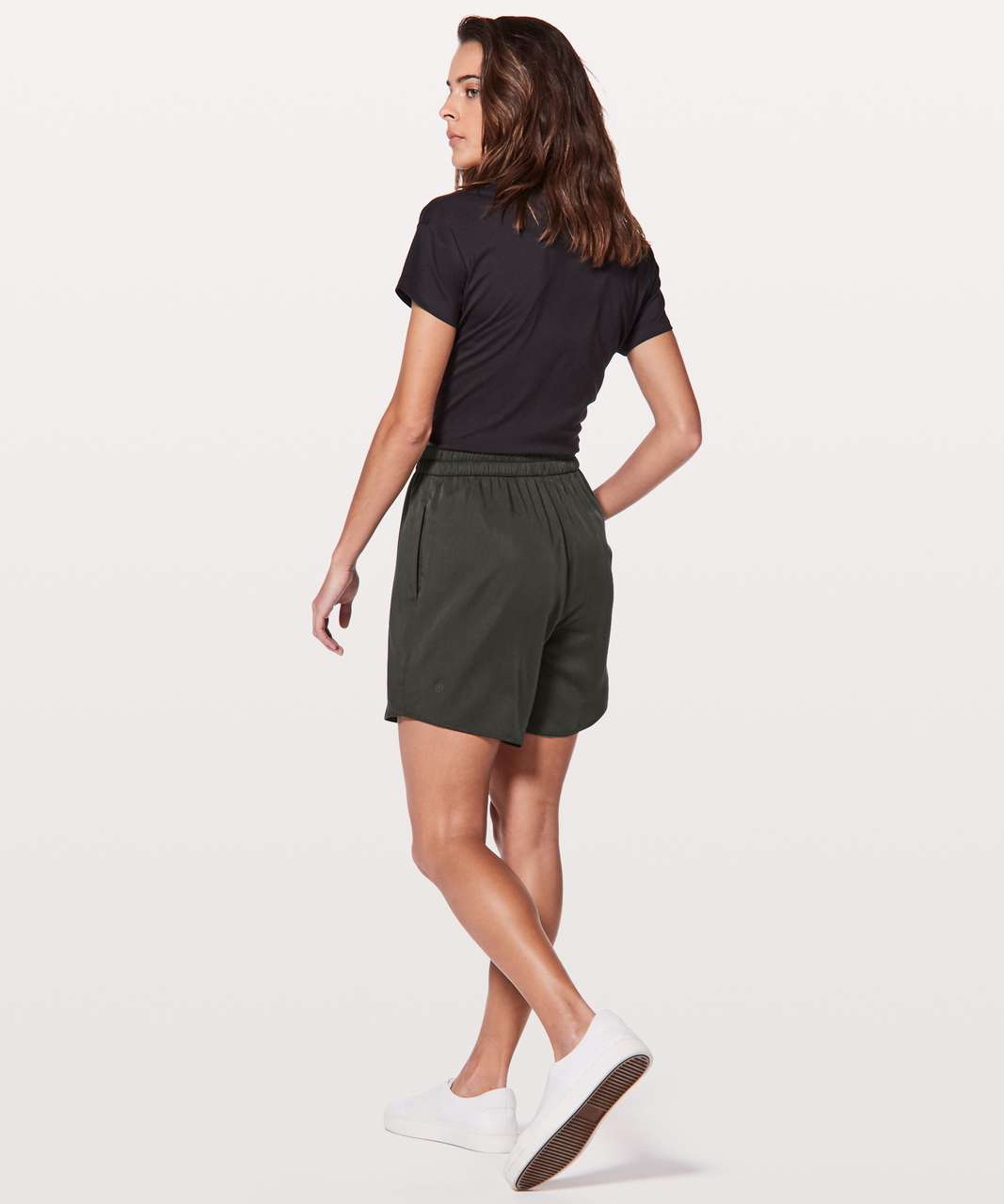 Lululemon Move Lightly Short *5.5" - Evergreen