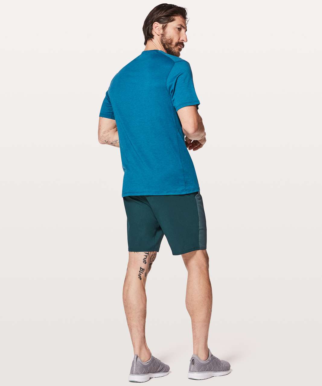 Could do better, isn't it? License to train shorts : r/lululemon