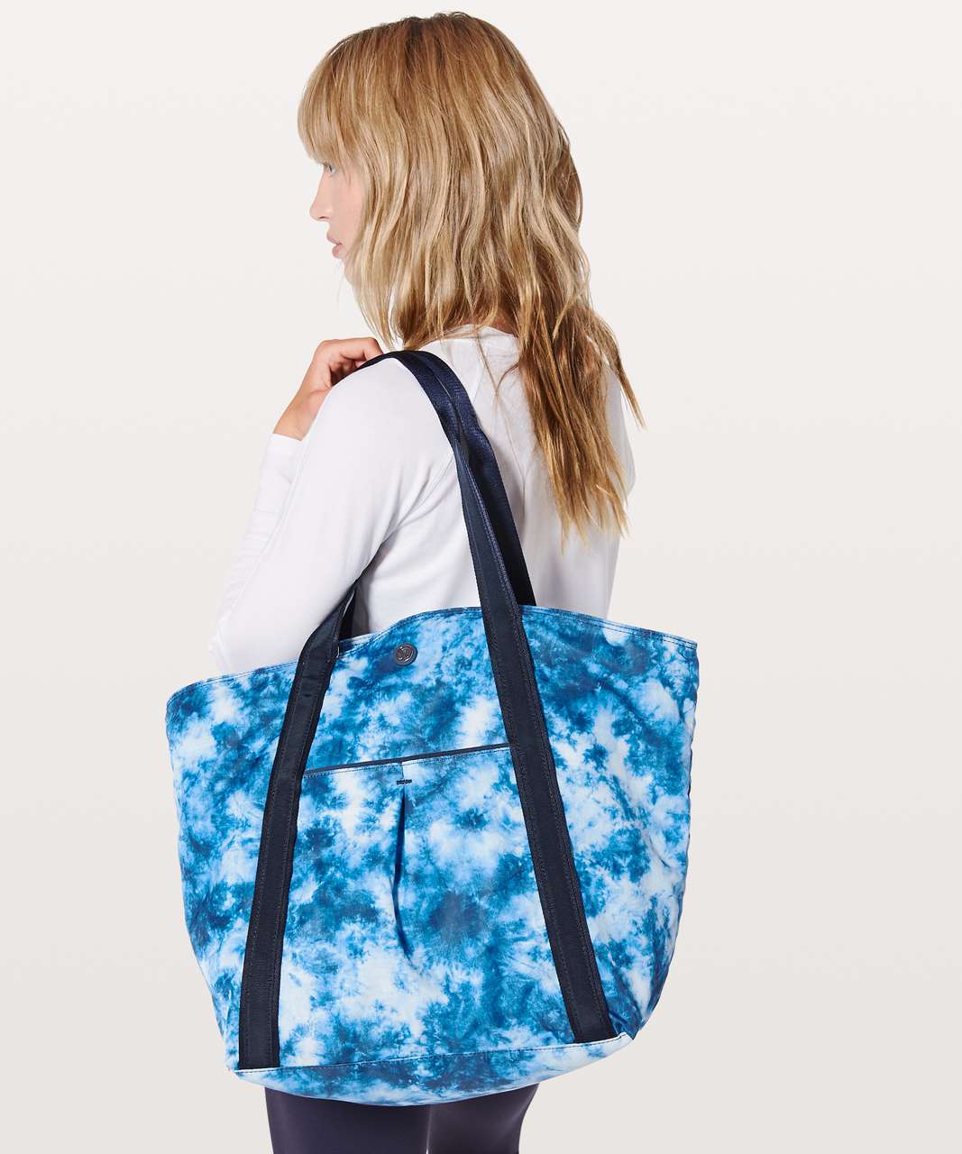 Lululemon Live Free Tote - Tie Dye Blue