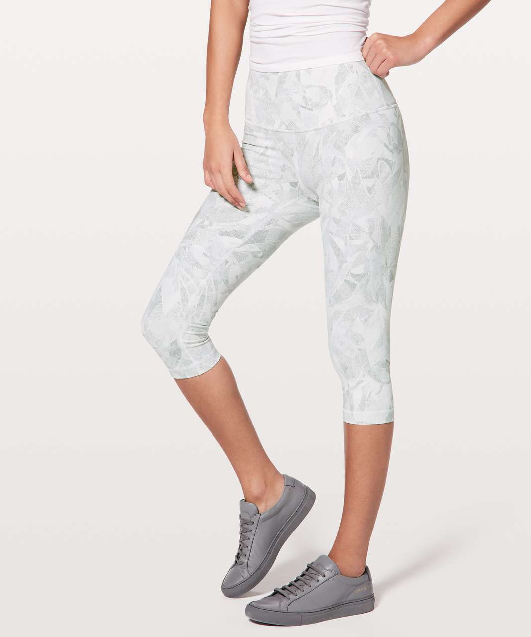 Women's Lululemon Wonder under White High Waisted Cropped Leggings