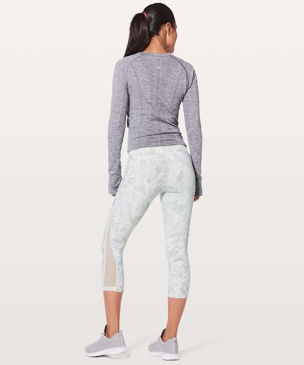 EUC Lululemon Train Times Crop Leggings, Size 6, Grey/White