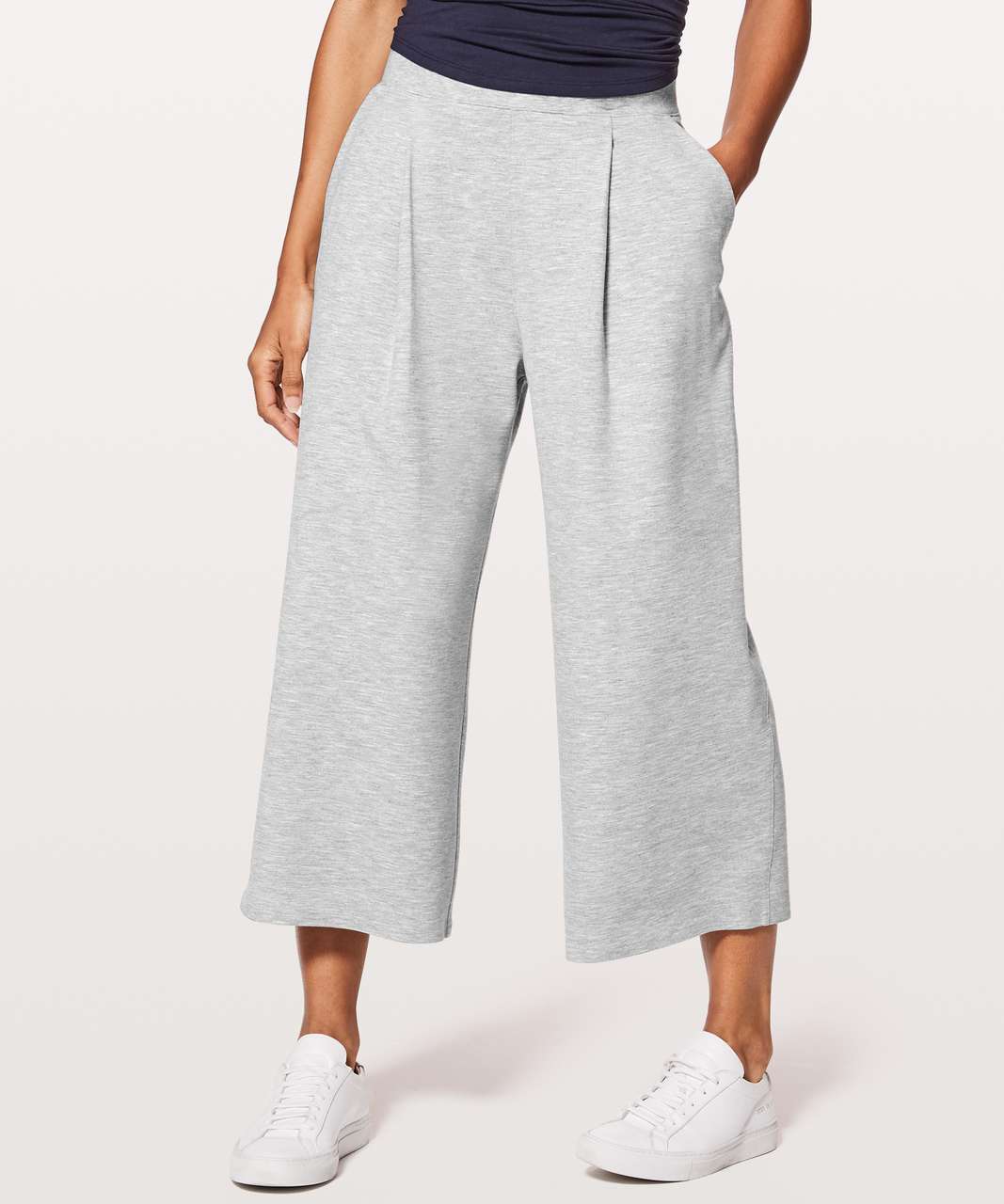 Lululemon Can You Feel The Pleat Crop *21" - Heathered Power Grey