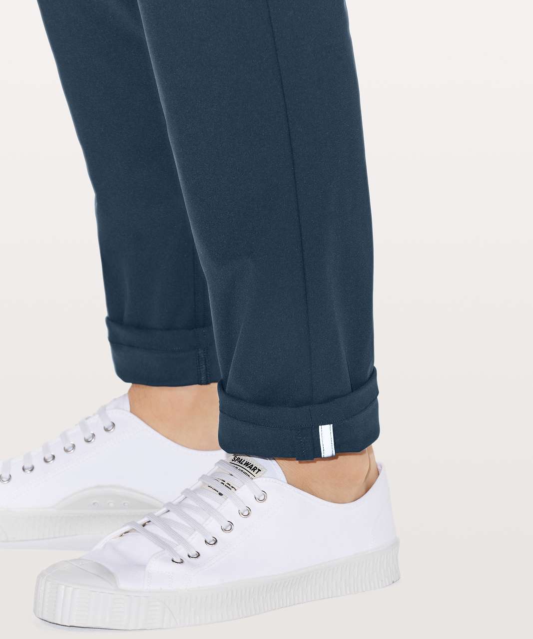 ABC Pant Slim 32” *Warpstreme in True Navy + 5 Year Basic Long Sleeve (size  L) in White and a pair of all white minimalist sneakers makes for a perfect  casual Friday