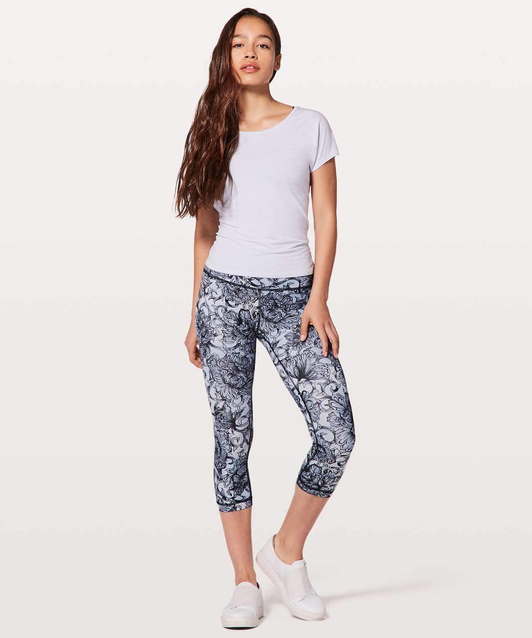 Lululemon Wunder Under Crop (Hi-Rise) *Full-On Luxtreme 21" - Hanakotoba Starlight Multi