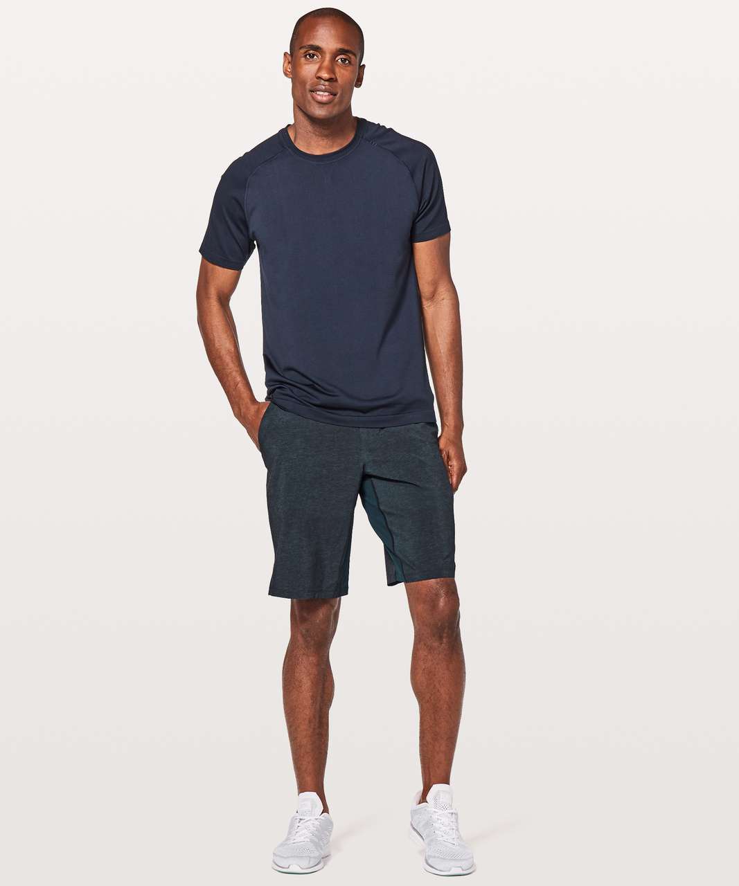 Lululemon men's Nulu Balancer Tight 22” size S small TRNV True Navy Blue