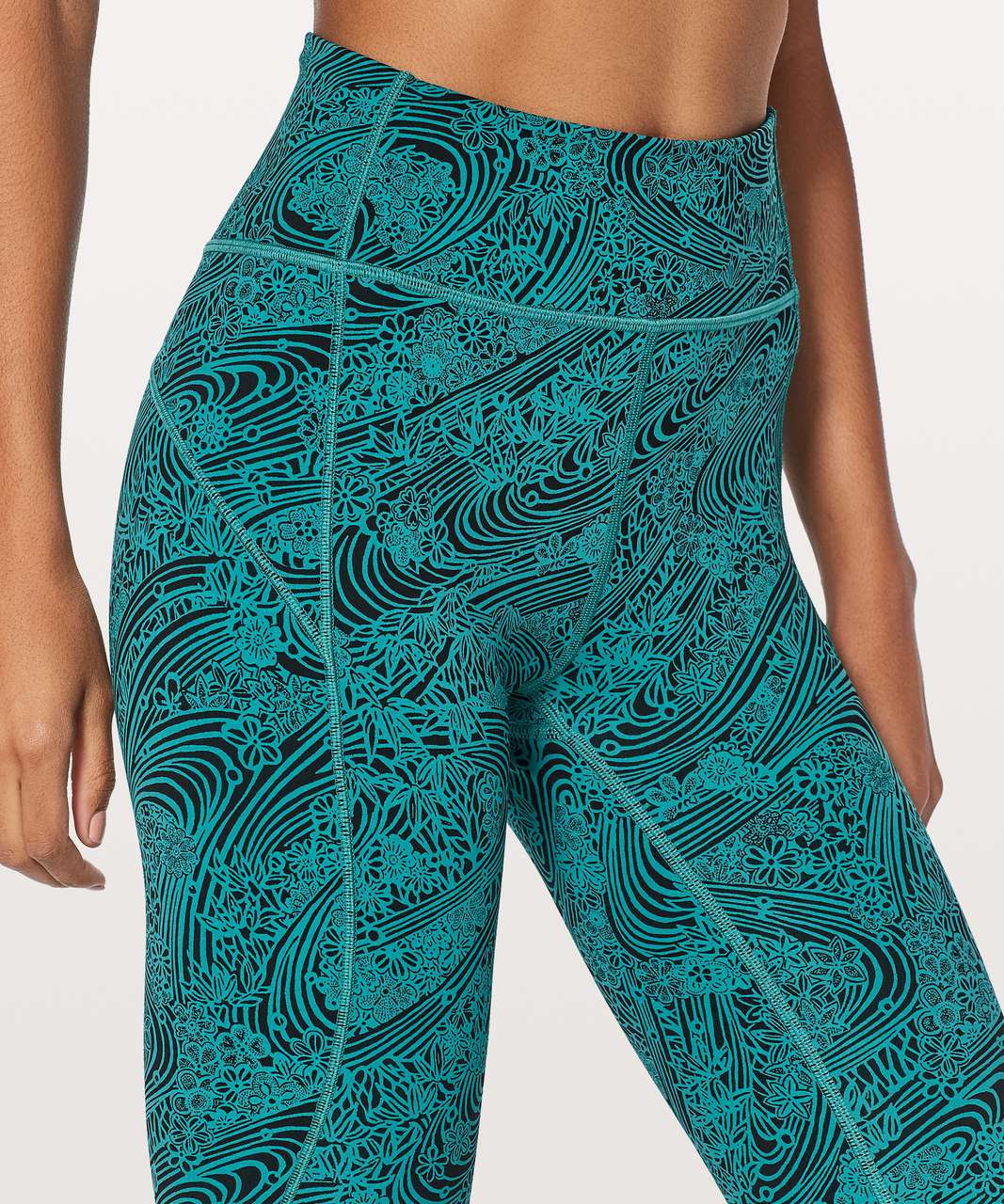 Lululemon In Movement Crop *Everlux 19" - Kitakami Spirit Green Black