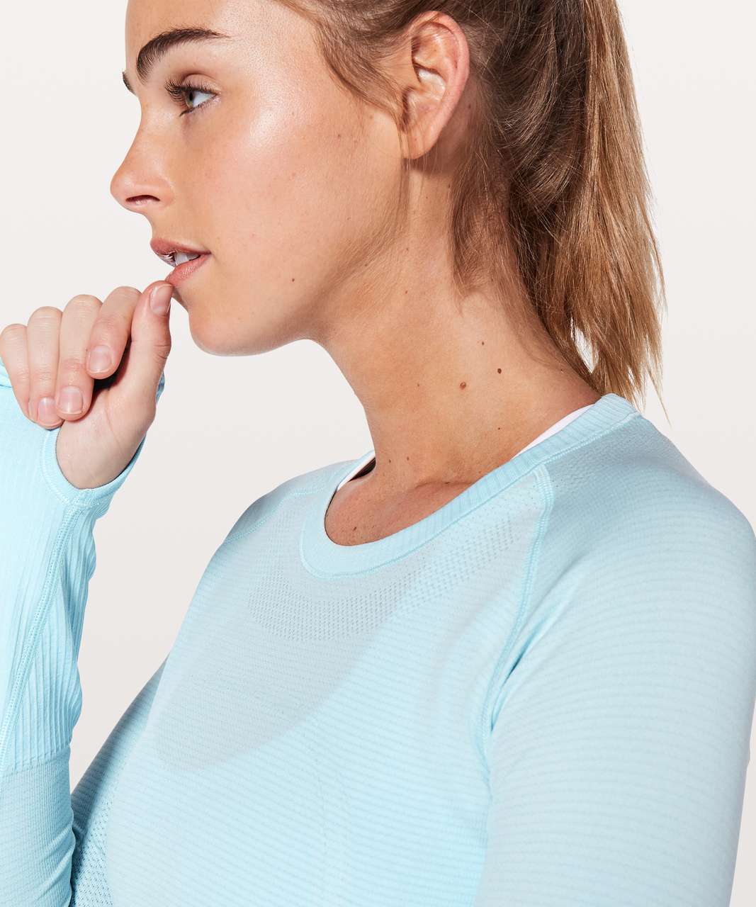 Lululemon Swiftly Tech Long Sleeve Crew - Blue Glow / White