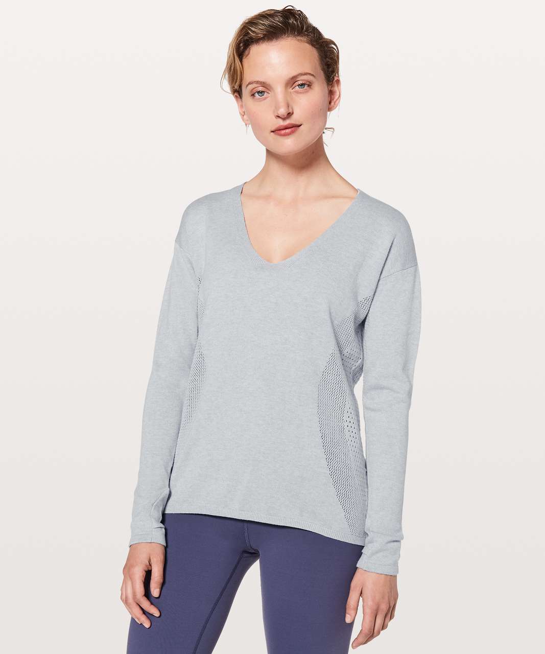 Lululemon Sweater Womens Small Knit Shirt V Neck Long Sleeve Gray Perforated