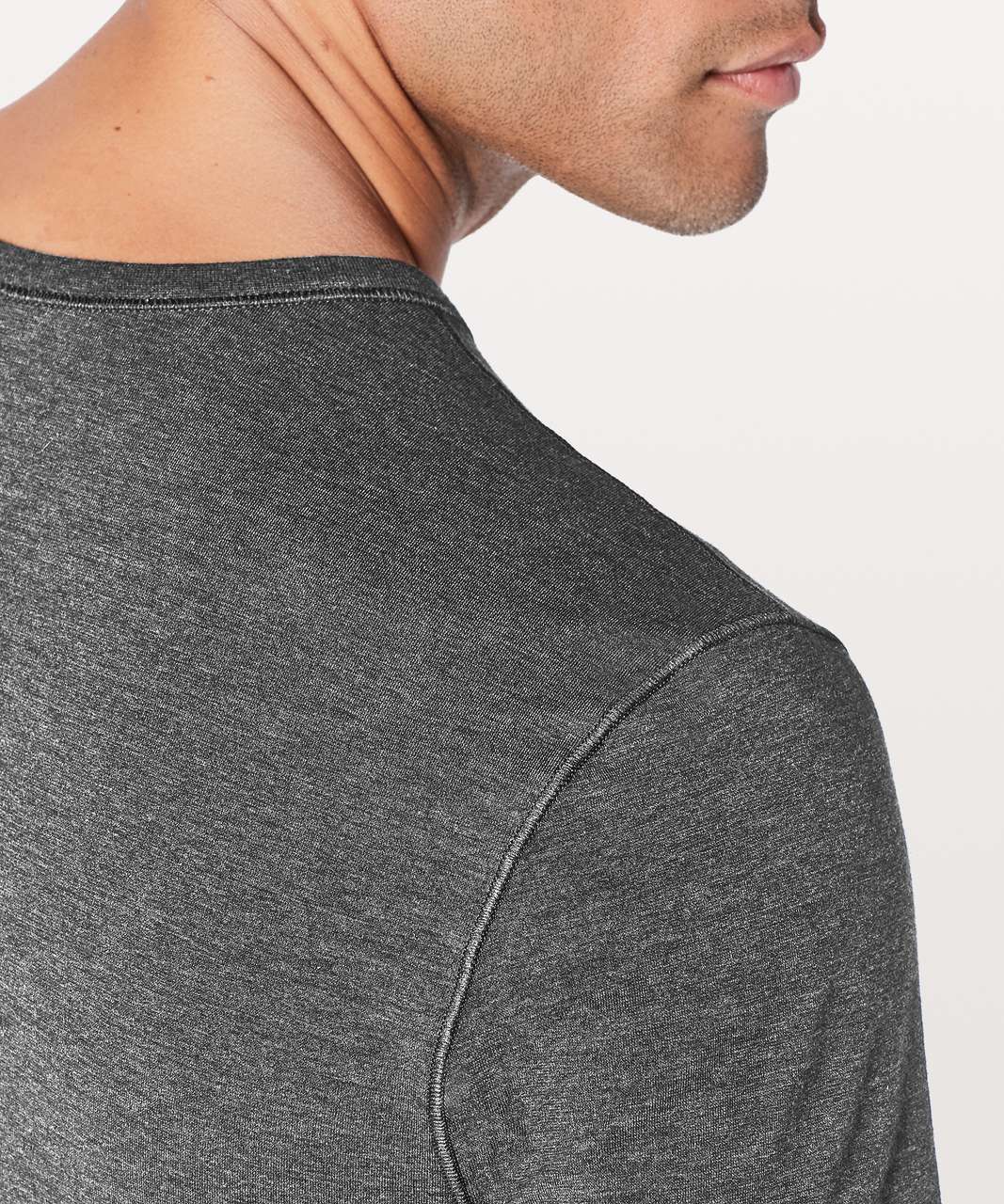 Lululemon 5 Year Basic Tee *Updated Fit - Heathered Black