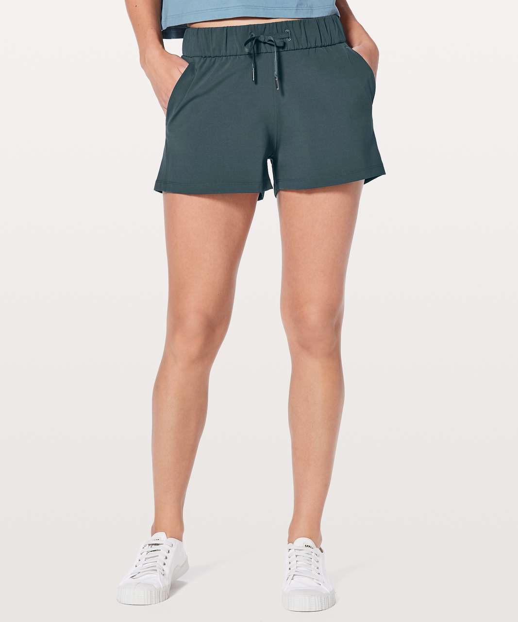 Lululemon On The Fly Short *2.5" - Gravity