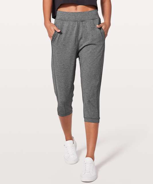 Lululemon Rejuvenate Crop 18 Blue Tied Nulu Jogger Women's Size