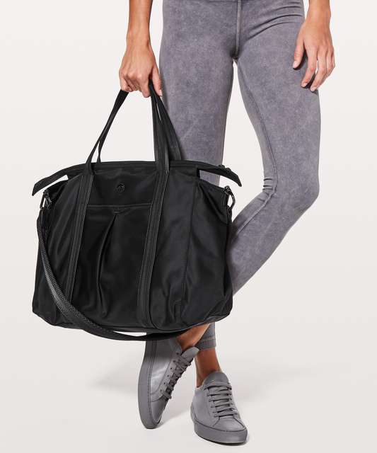 Lululemon Everywhere Bag - lulu fanatics