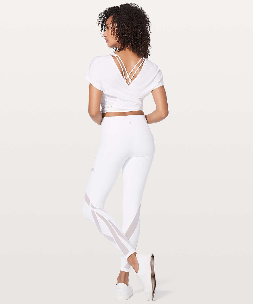 lululemon white capri leggings w mesh cut out