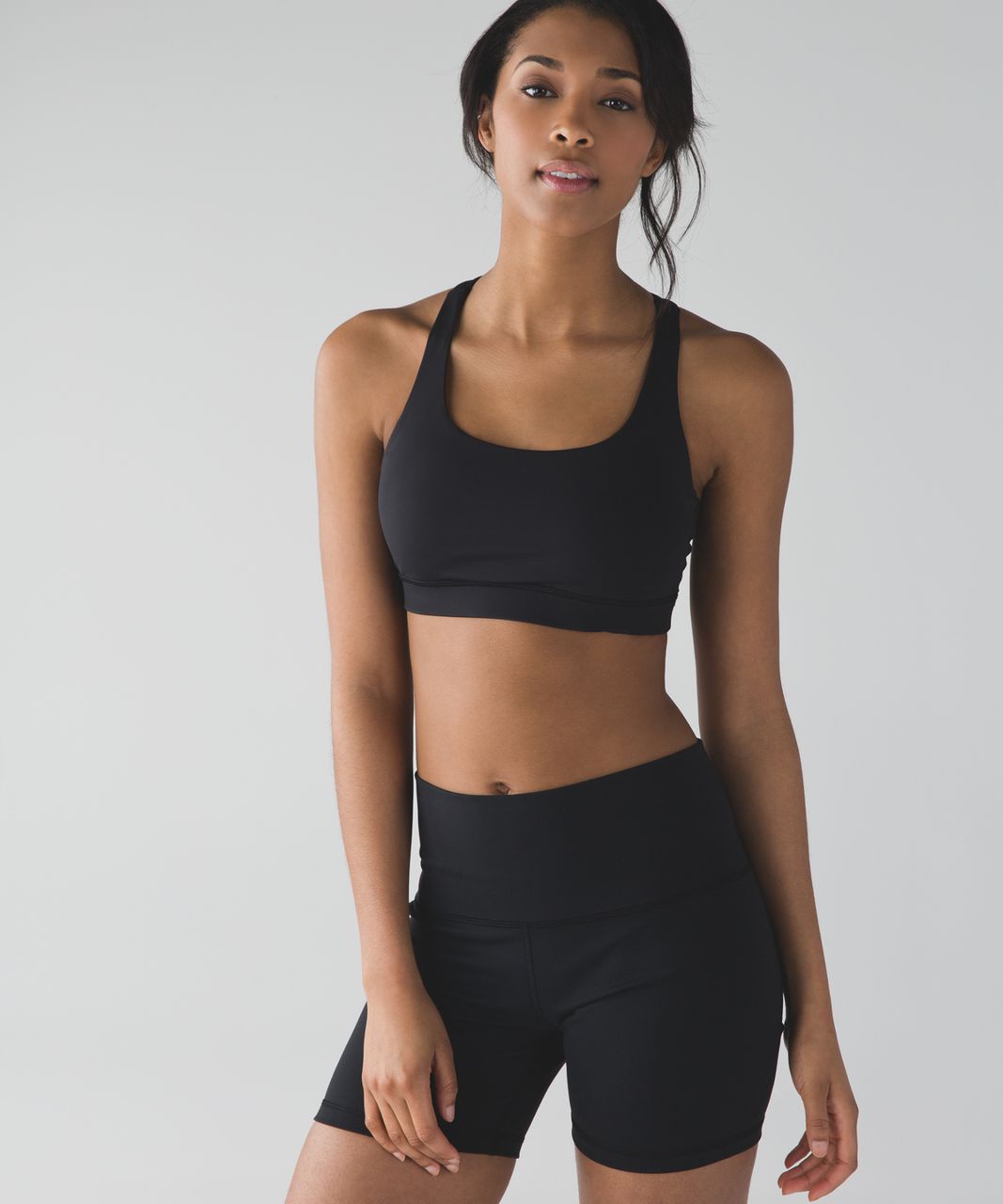 Lululemon Black Energy Criss Cross Padded Sports Bra- Size 4 – The Saved  Collection