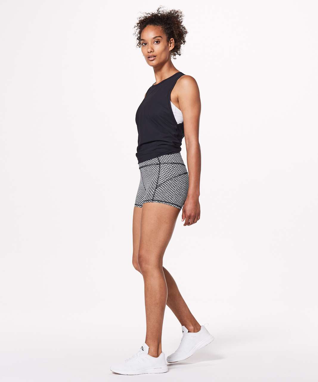 Lululemon In Movement Short *Everlux 2.5 - Black - lulu fanatics