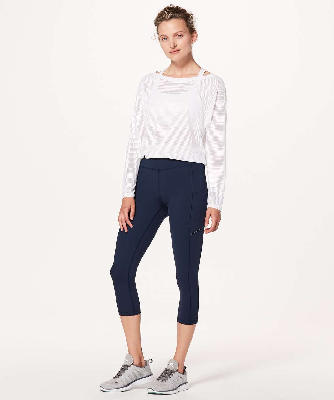 Lululemon Speed Up Crop 21 - Midnight Navy - lulu fanatics